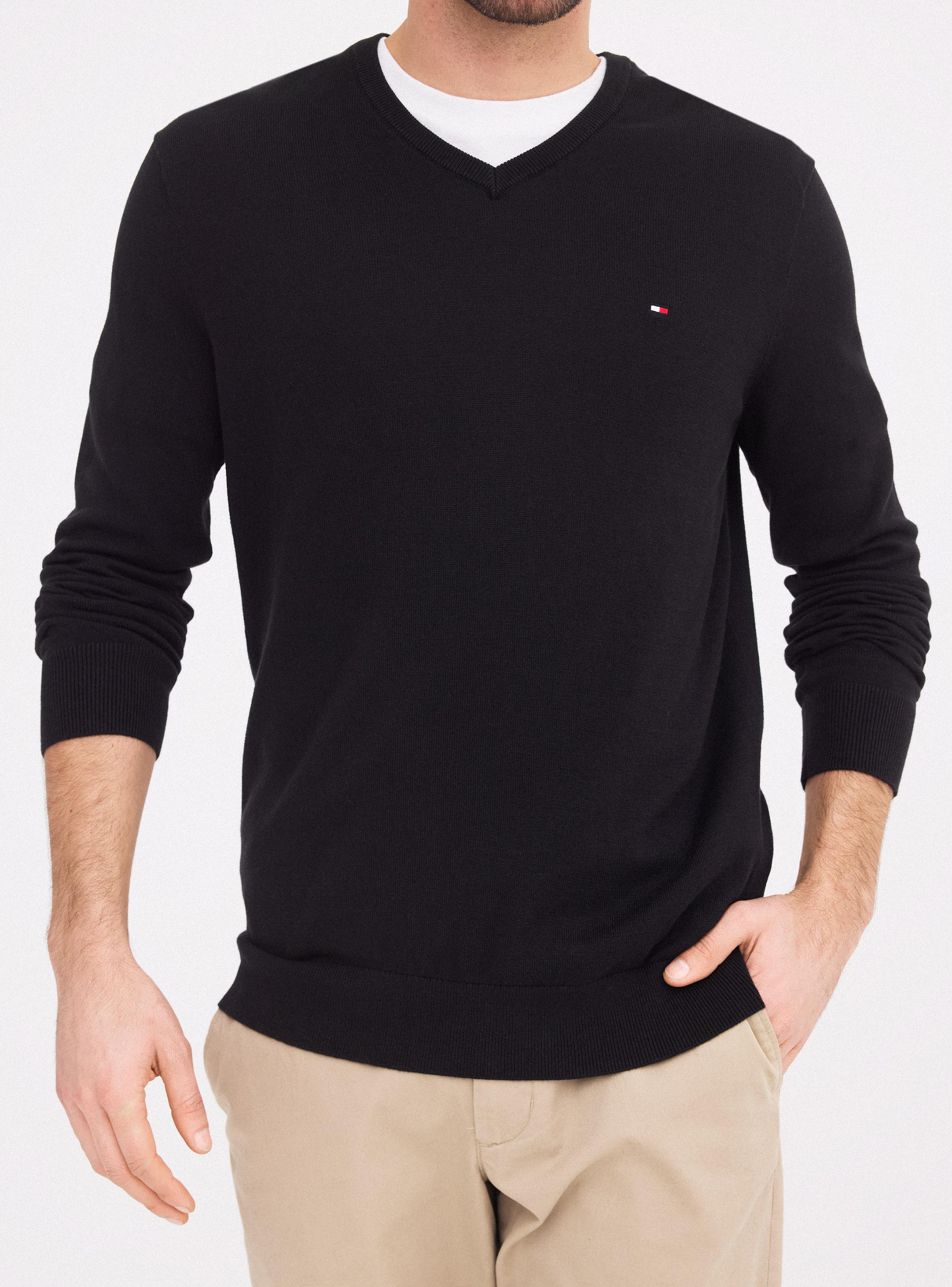 Sweater Cuello V Clásico Logo Bordado-3