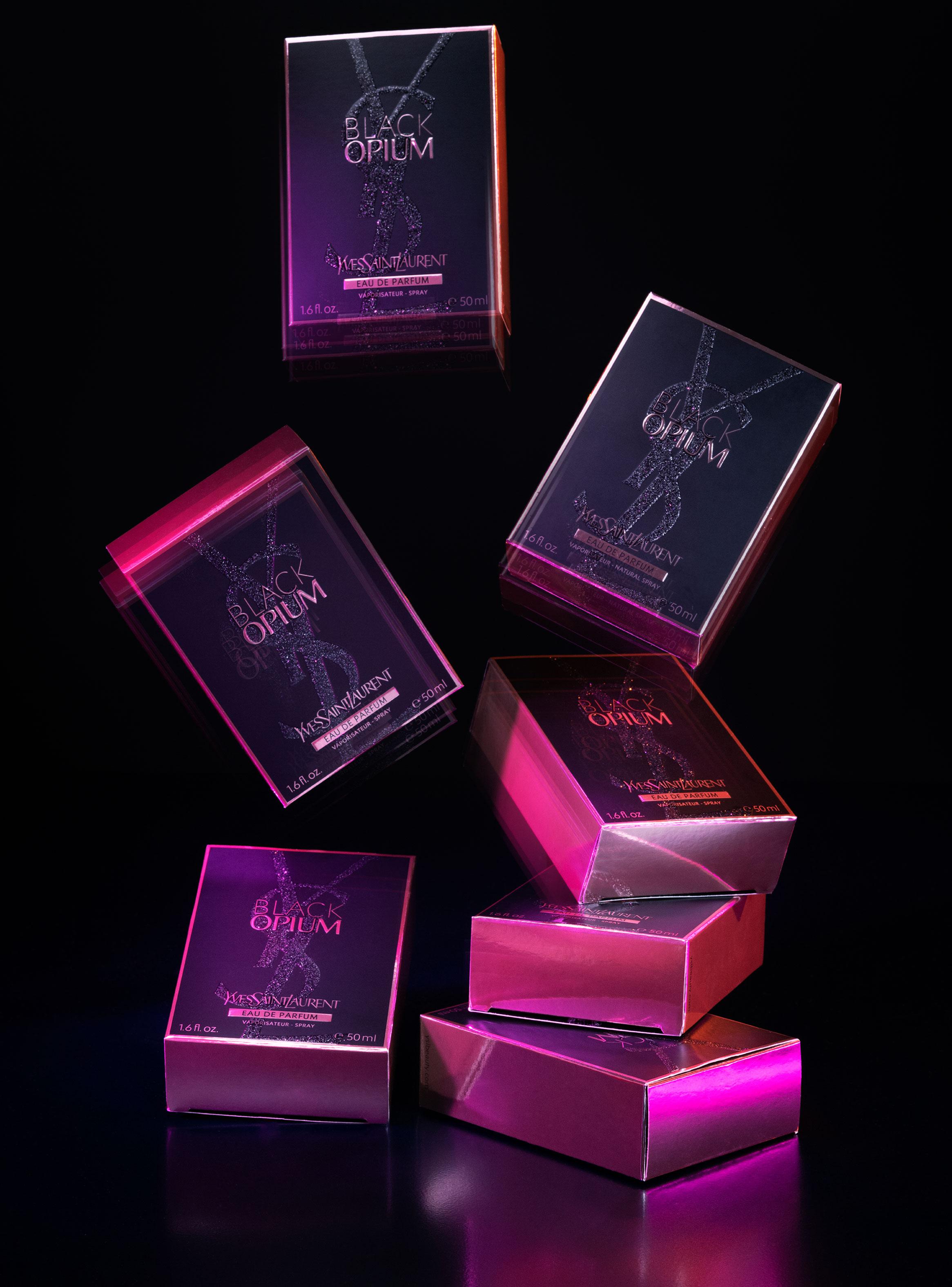 Set Perfume Black Opium EDP Mujer 90ml + 10ml + Body Loation 50ml Yves Saint Laurent-4