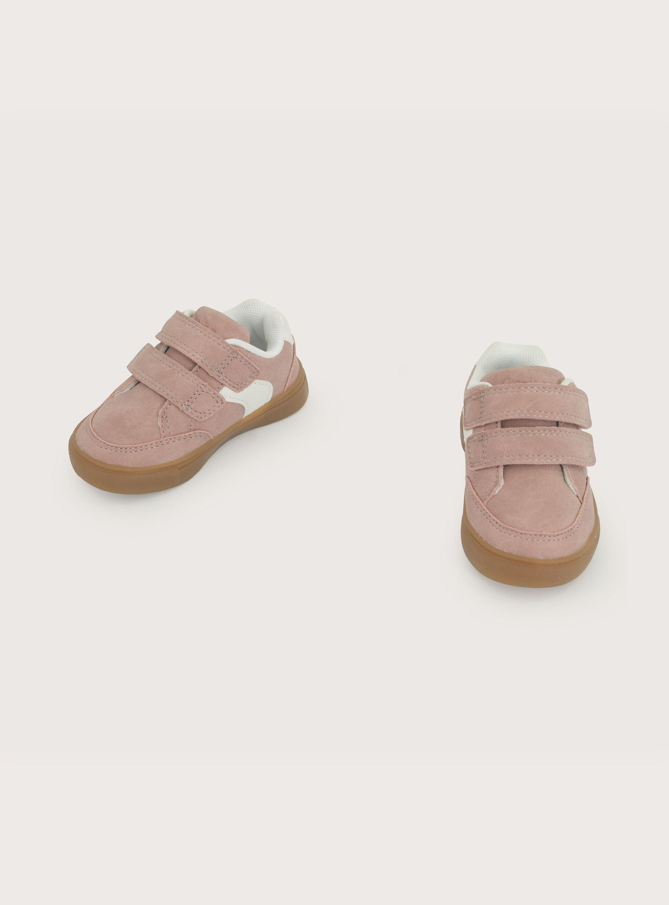 Zapatilla Urbana Diseño con Velcros Niña T.20 a T.29-2
