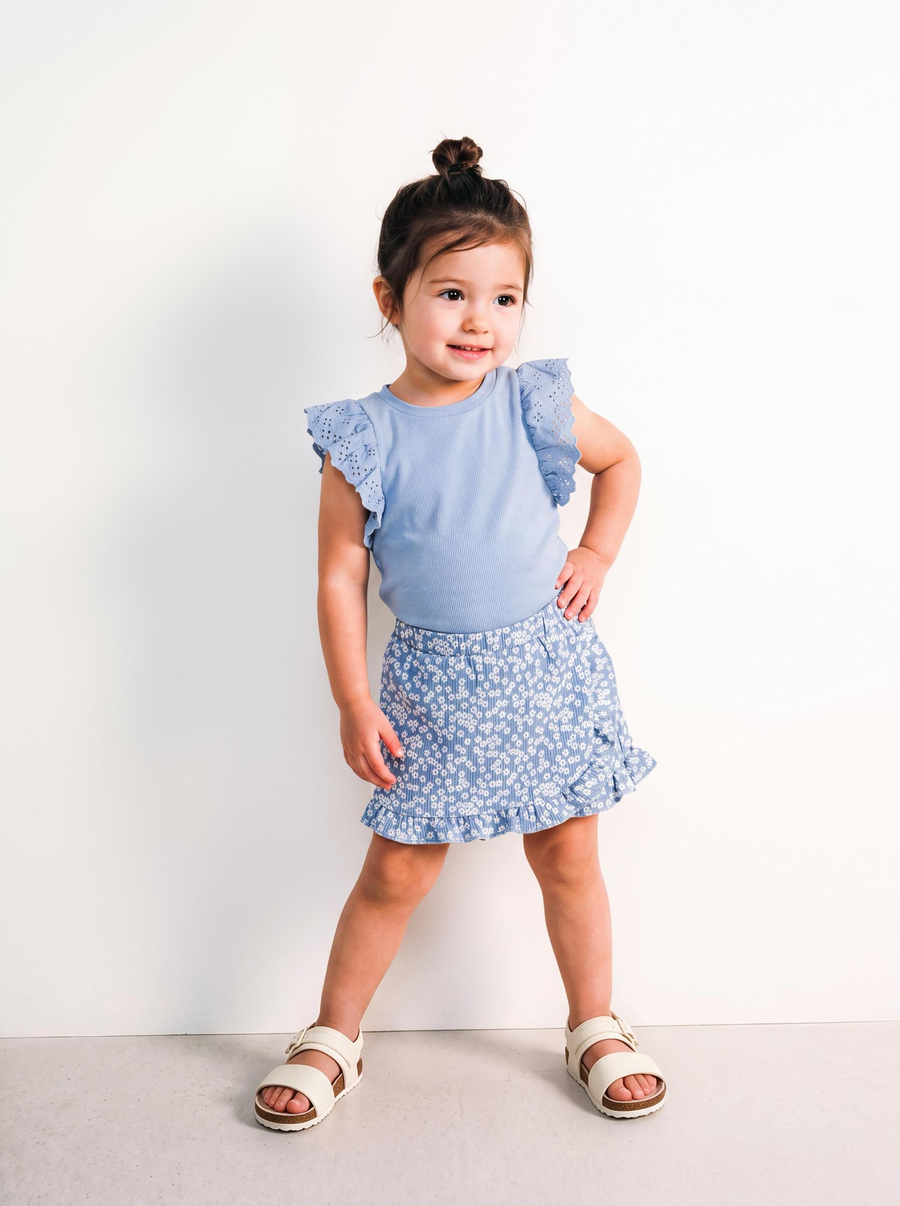 Conjunto Encaje en Mangas y Short Floral Elasticado-0