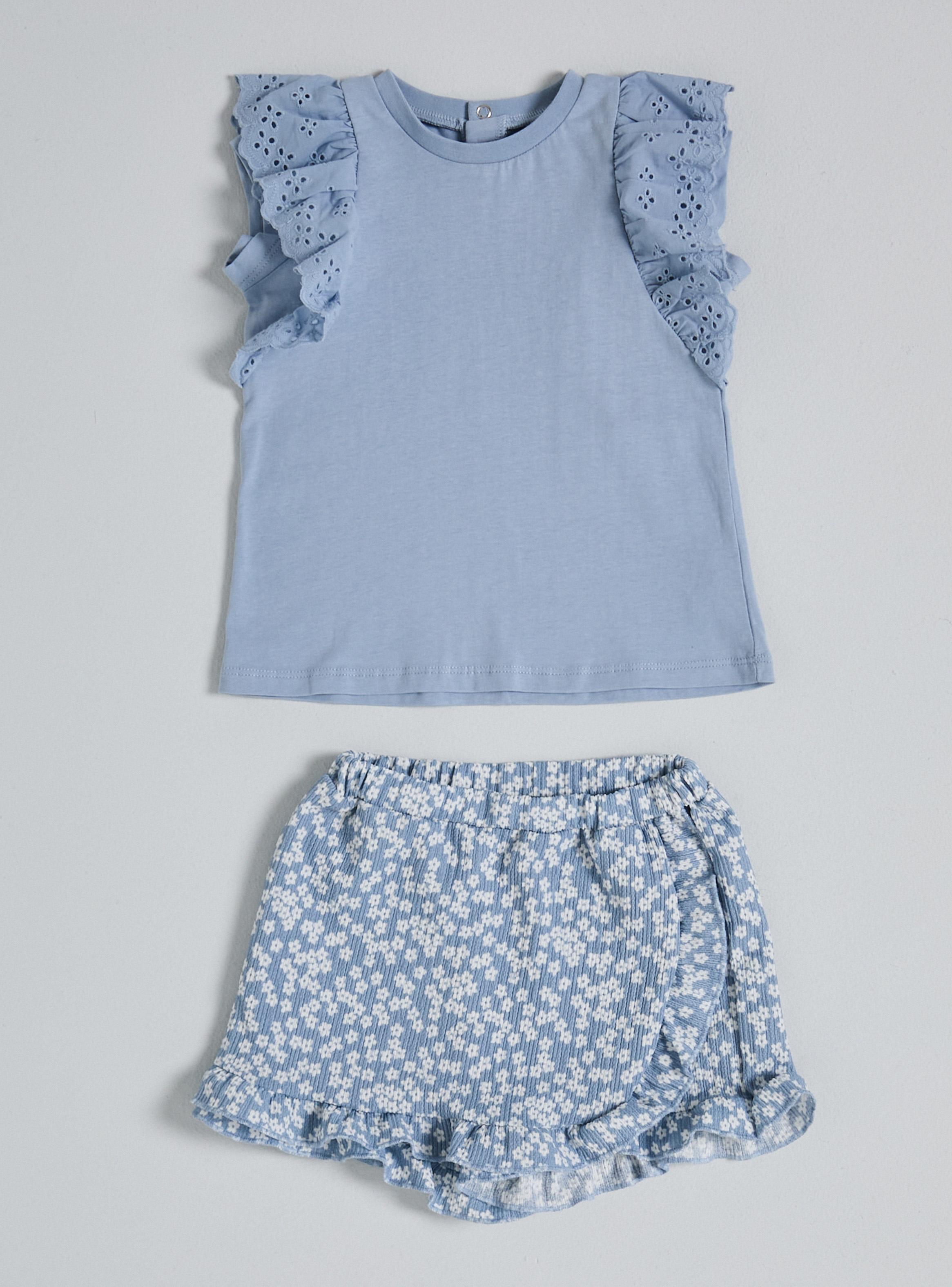 Conjunto Encaje en Mangas y Short Floral Elasticado-1