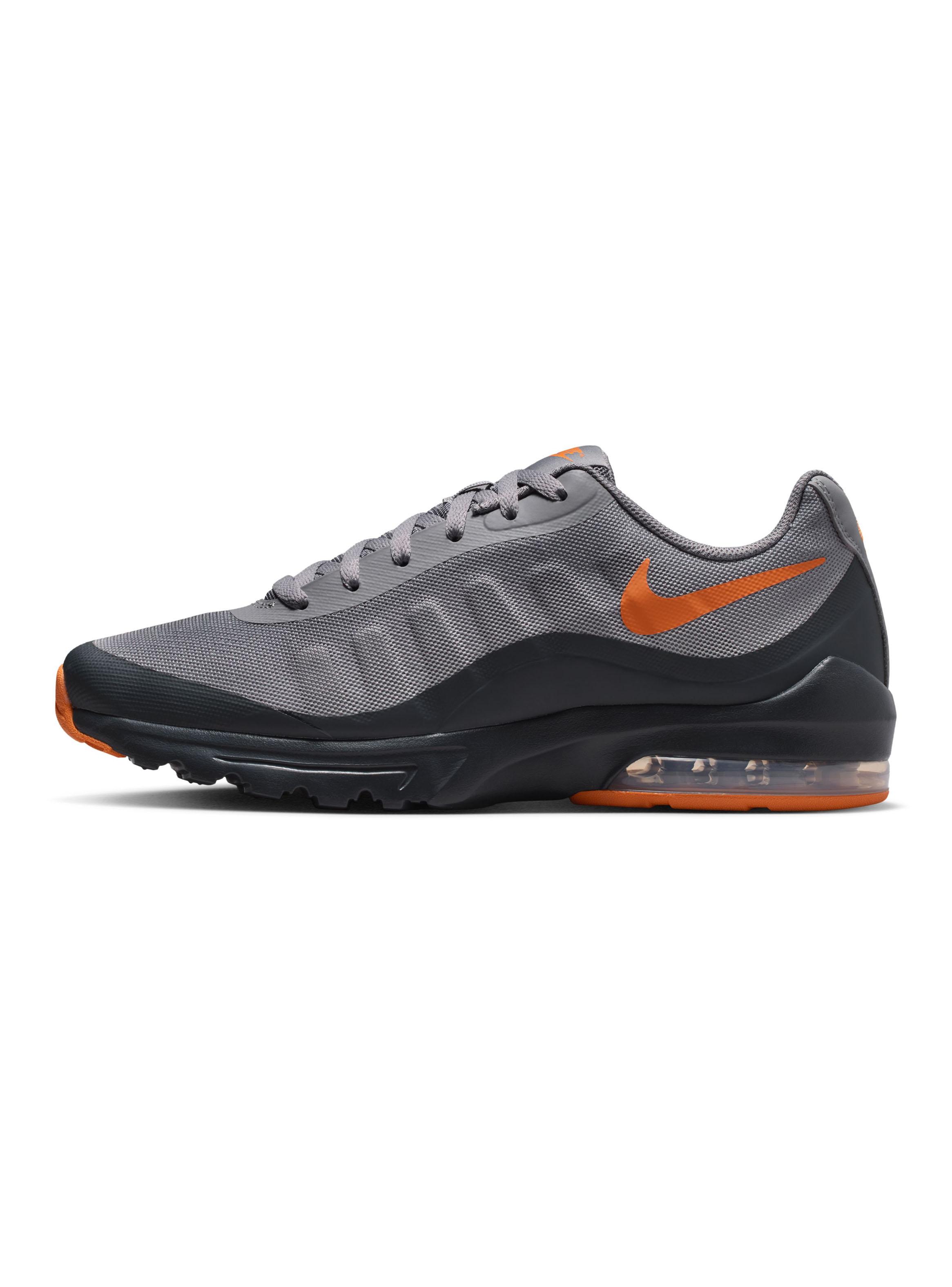 Zapatilla Urbana Negra Air Max Invigo Hombre-2