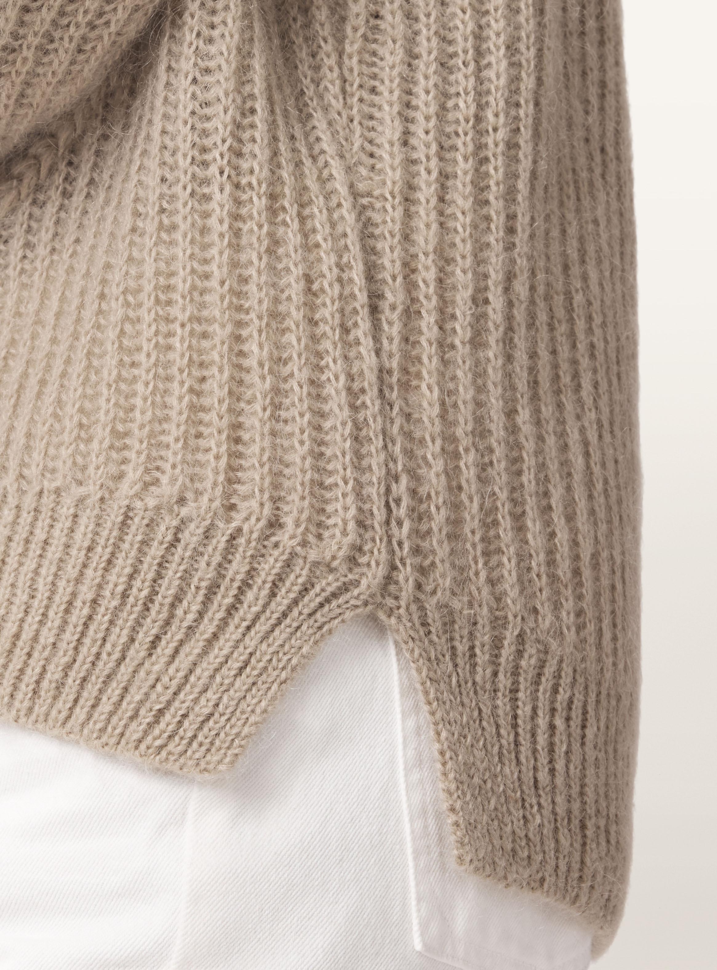Sweater Chain As-3