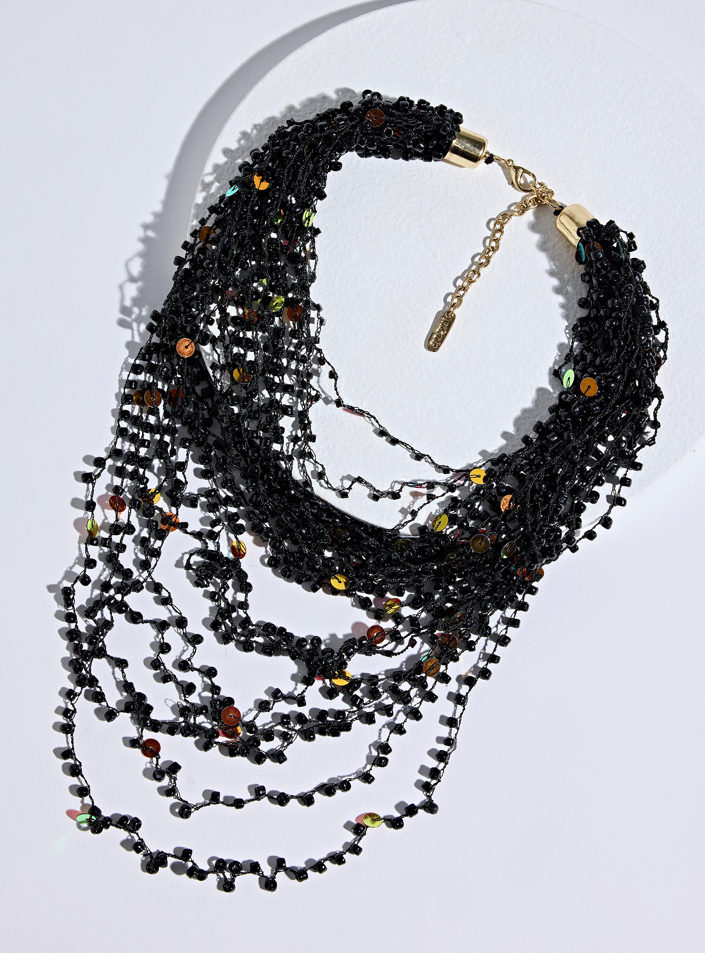 Collar Múltiple con Detalles Lentejuelas y Mostacillas-2