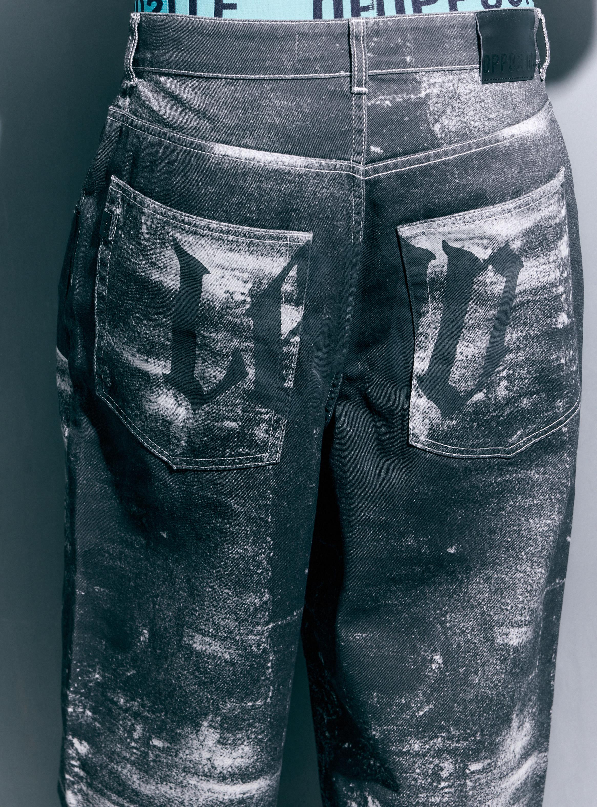 Short Estampado Atrás Baggy-3
