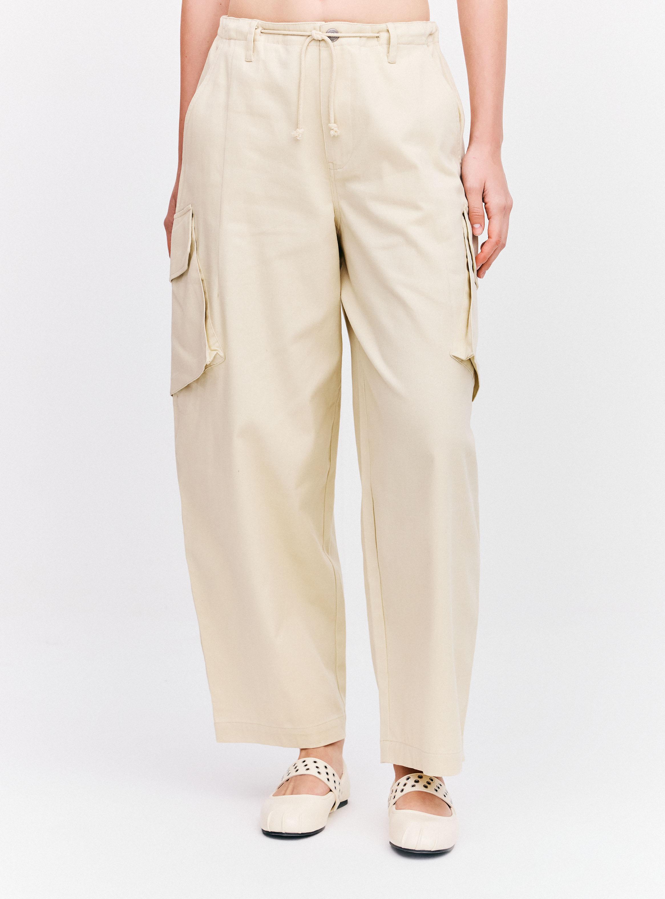 Pantalón Cargo Medio con Bolsillos-0