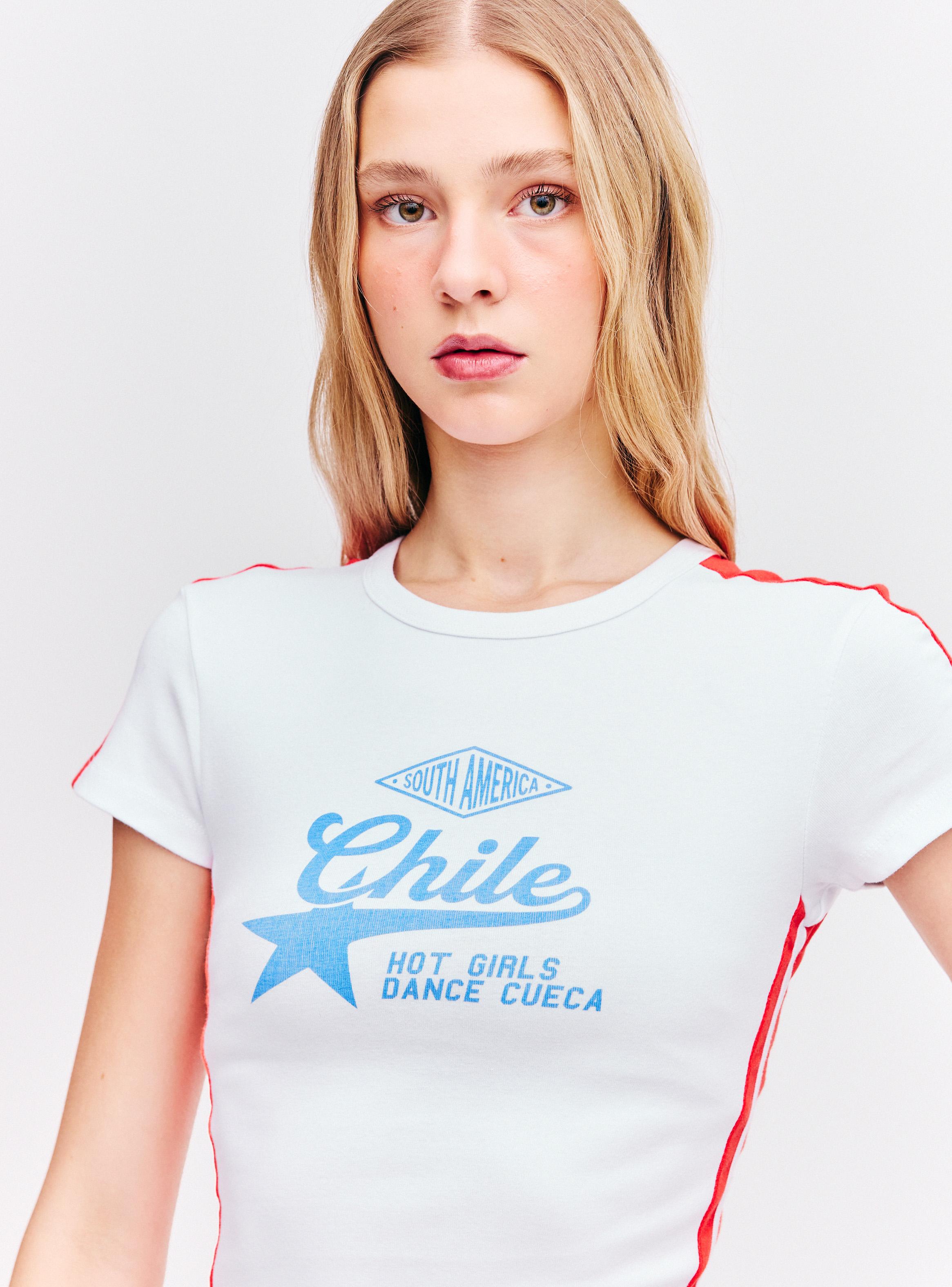 Polera Manga Corta Cuello Redondo Estampado Chile-2