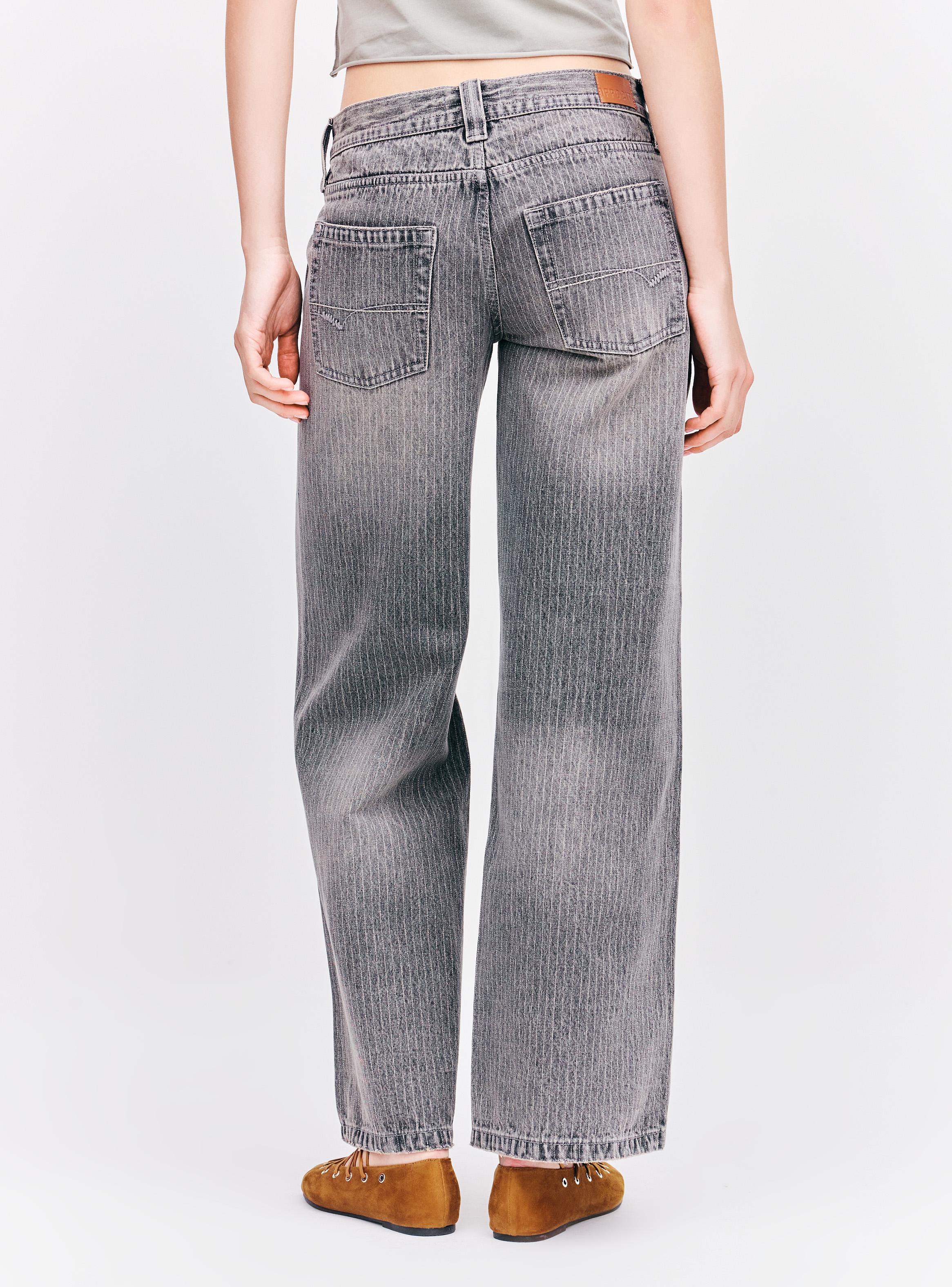 Jeans Wide Leg Medio con Desgaste Vintage y Raya Diplomática-1