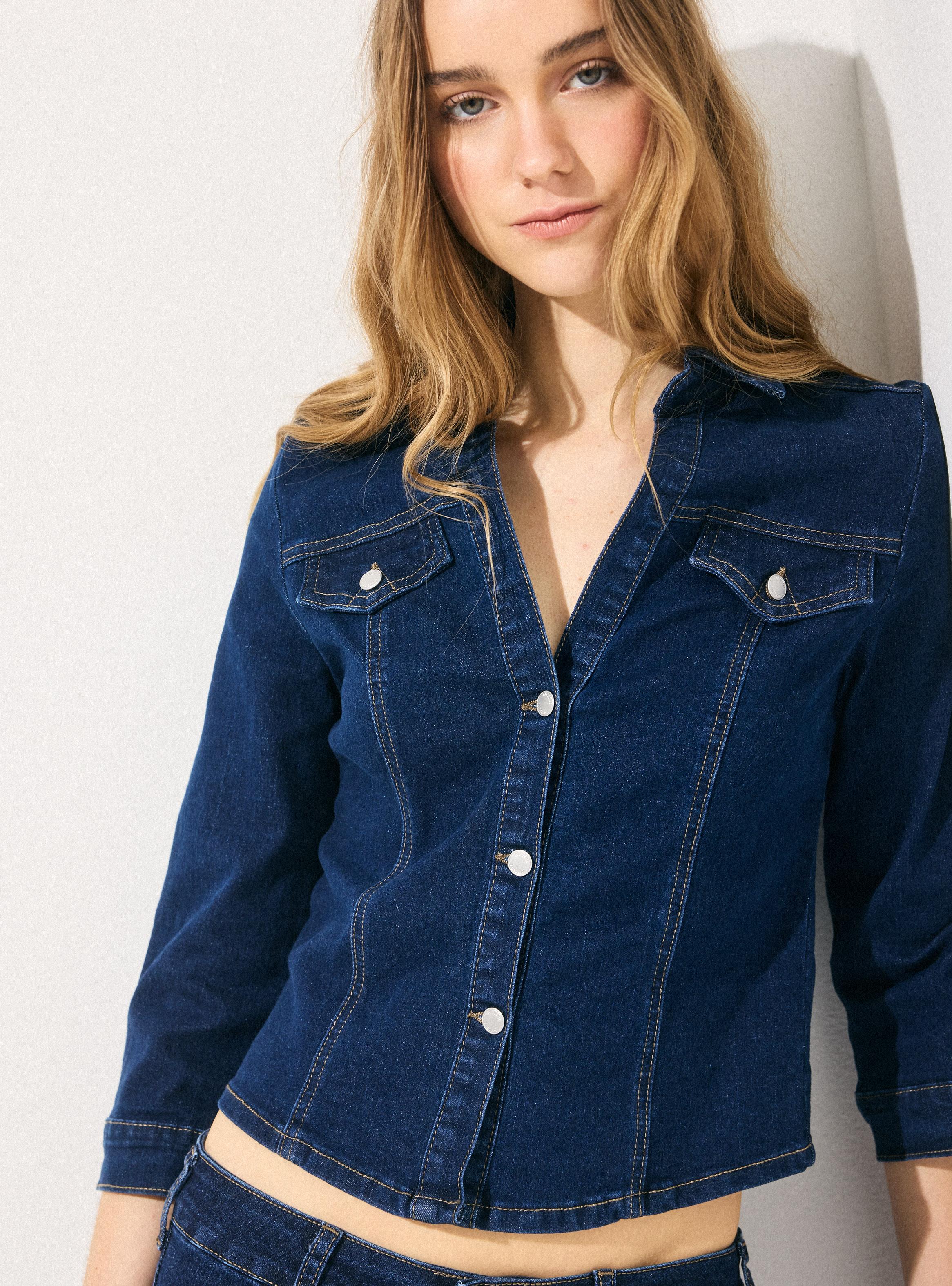 Blusa Ajustada Escotada-2