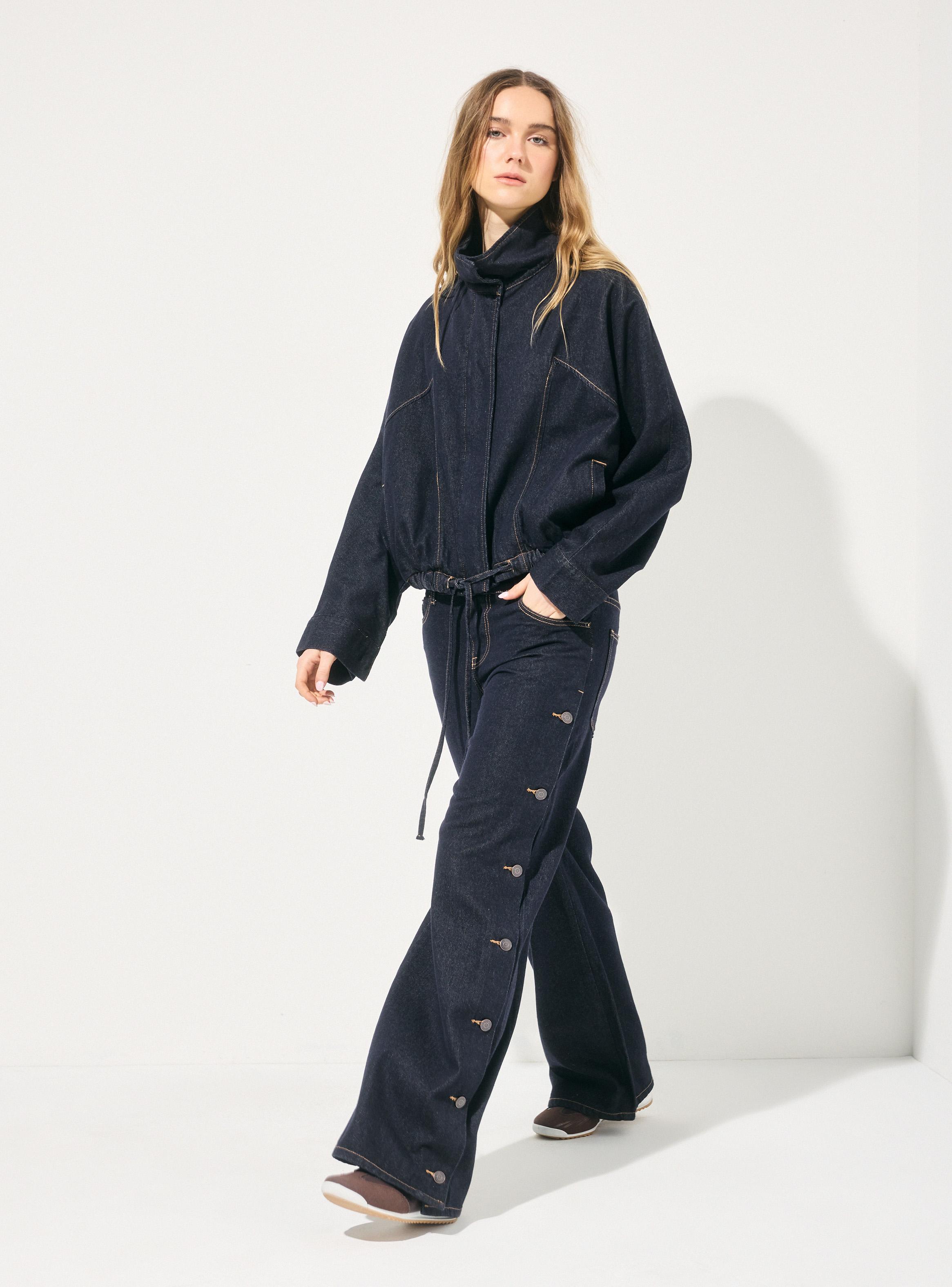 Chaqueta Denim Oversize Cuello Alto Ajuste en Cintura-4