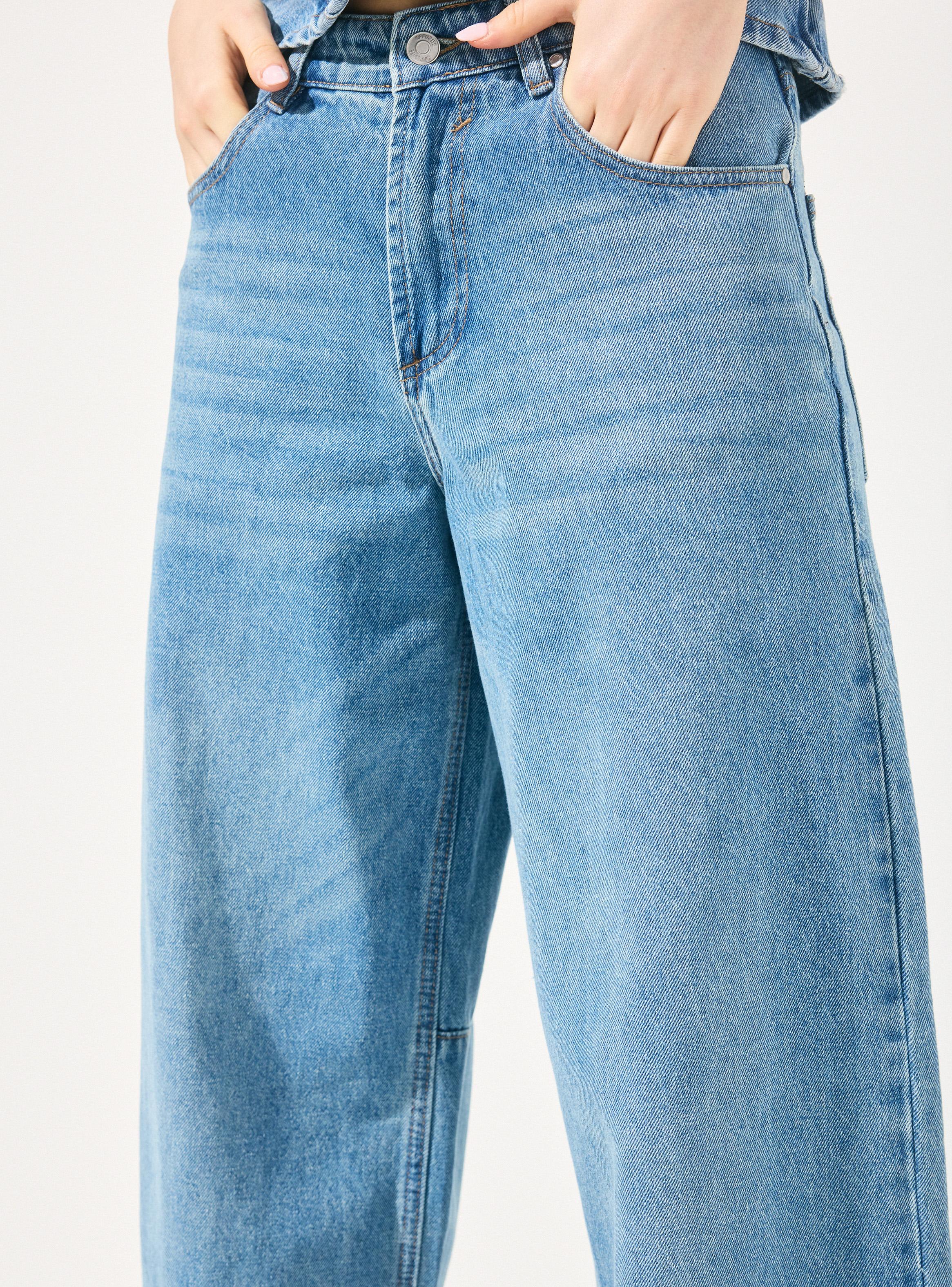 Jeans Wide Leg Alto con Estampado Trasero-2