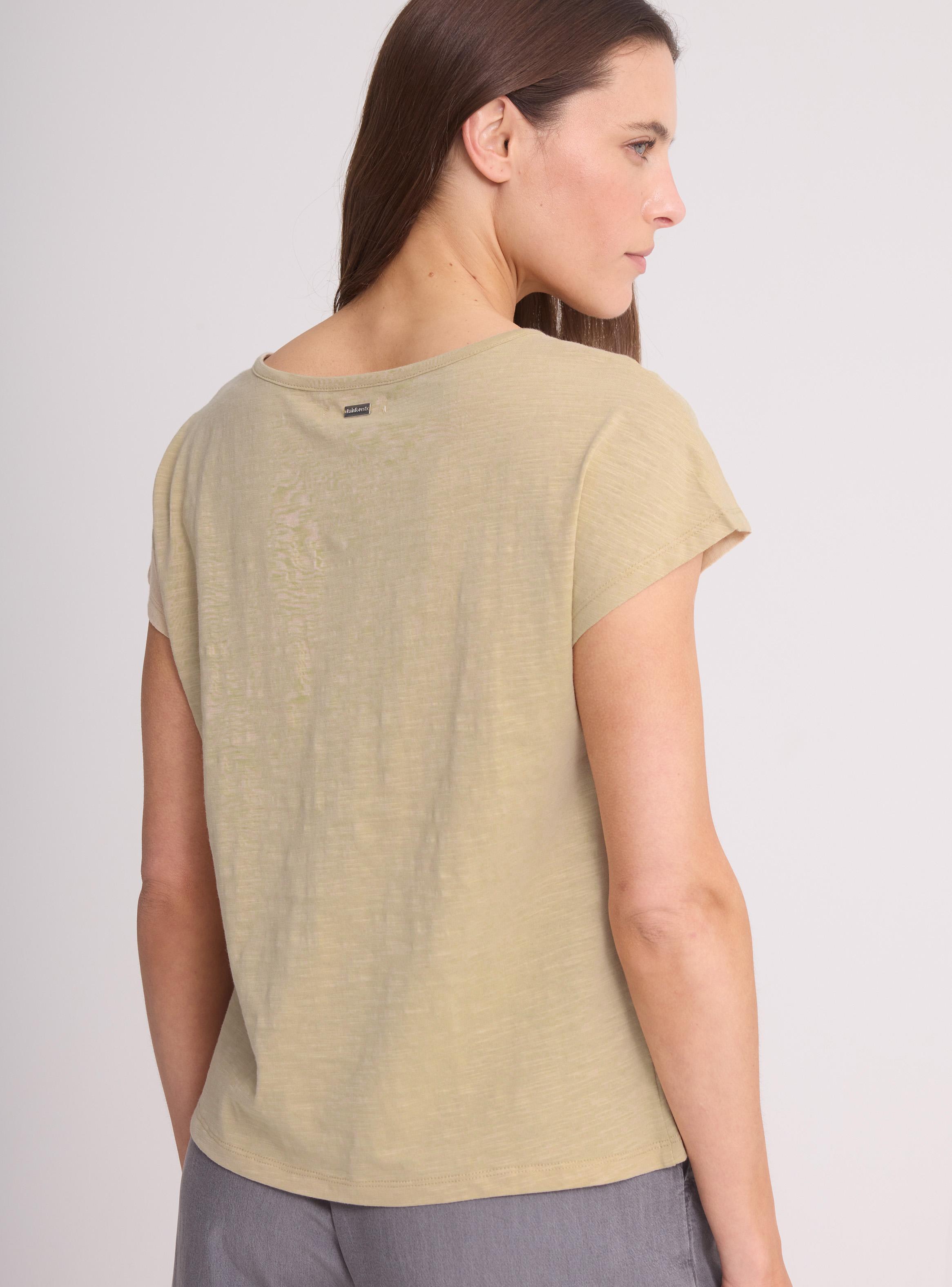 Polera Floral Lineal Manga Corta Cuello Redondo-2
