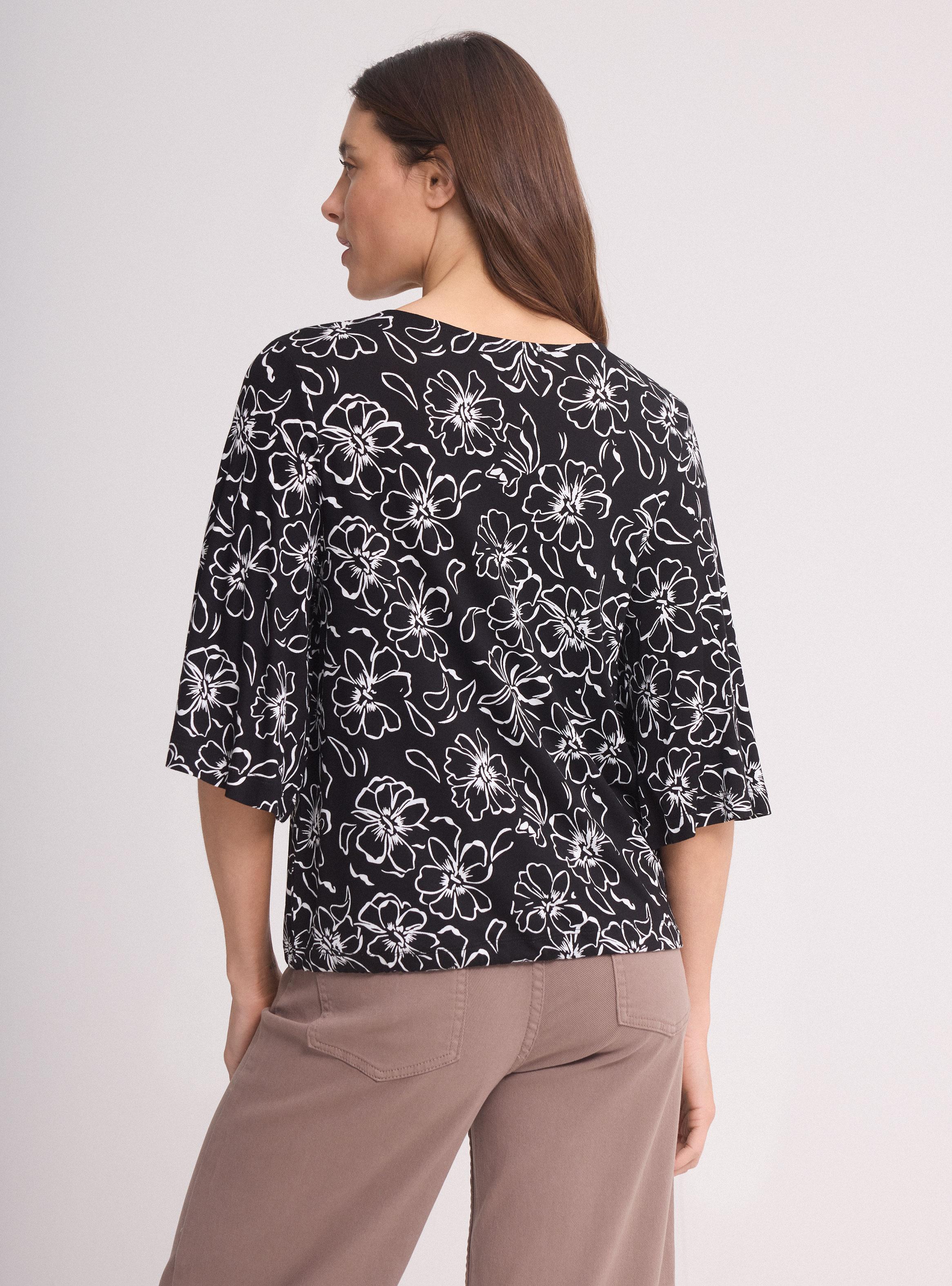 Polera Floral Cuello V Manga 3/4 Cordón Ajustable-1