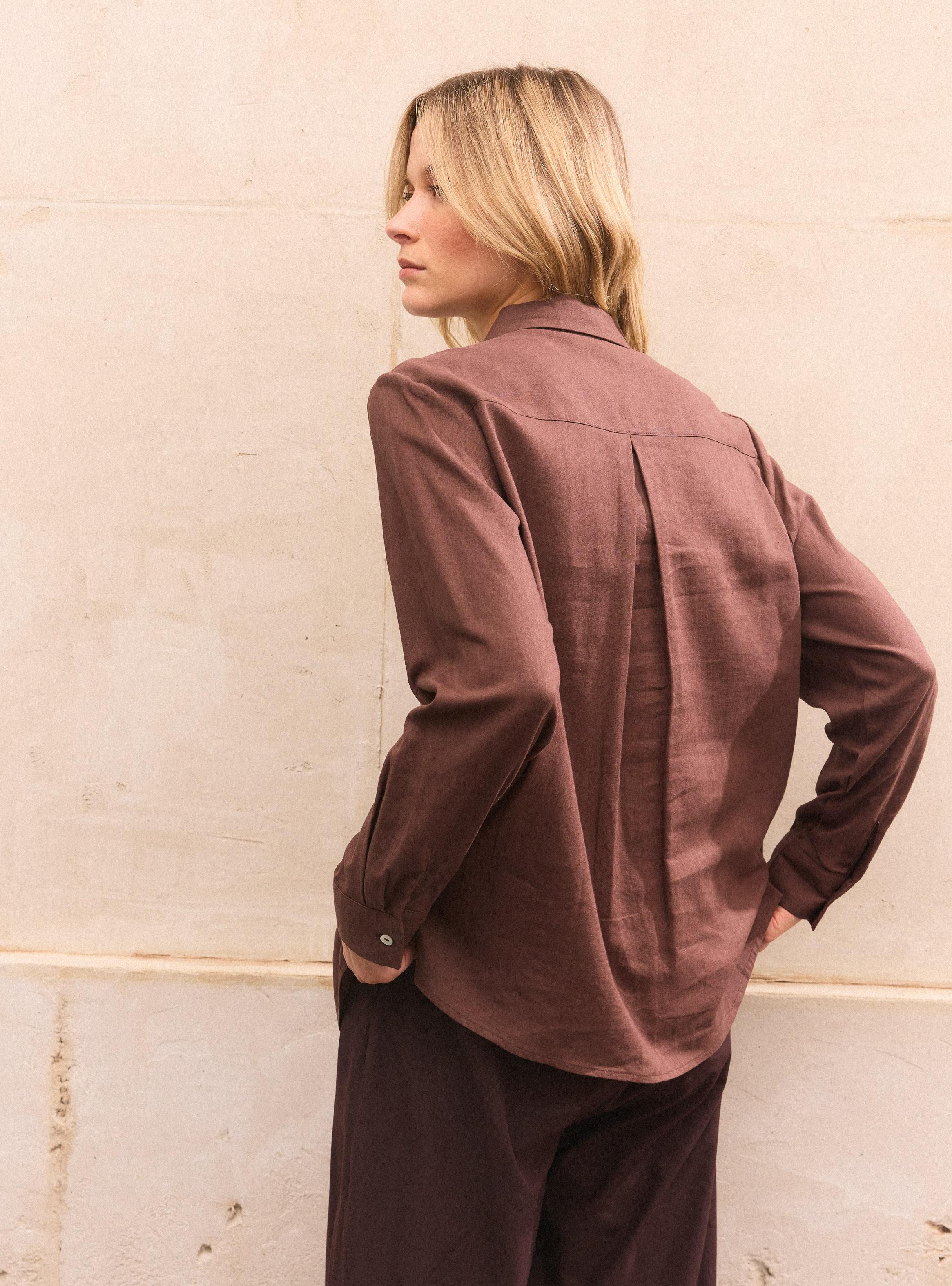 Blusa Camisa Manga Larga Cuello Clásico y Abotonada-1