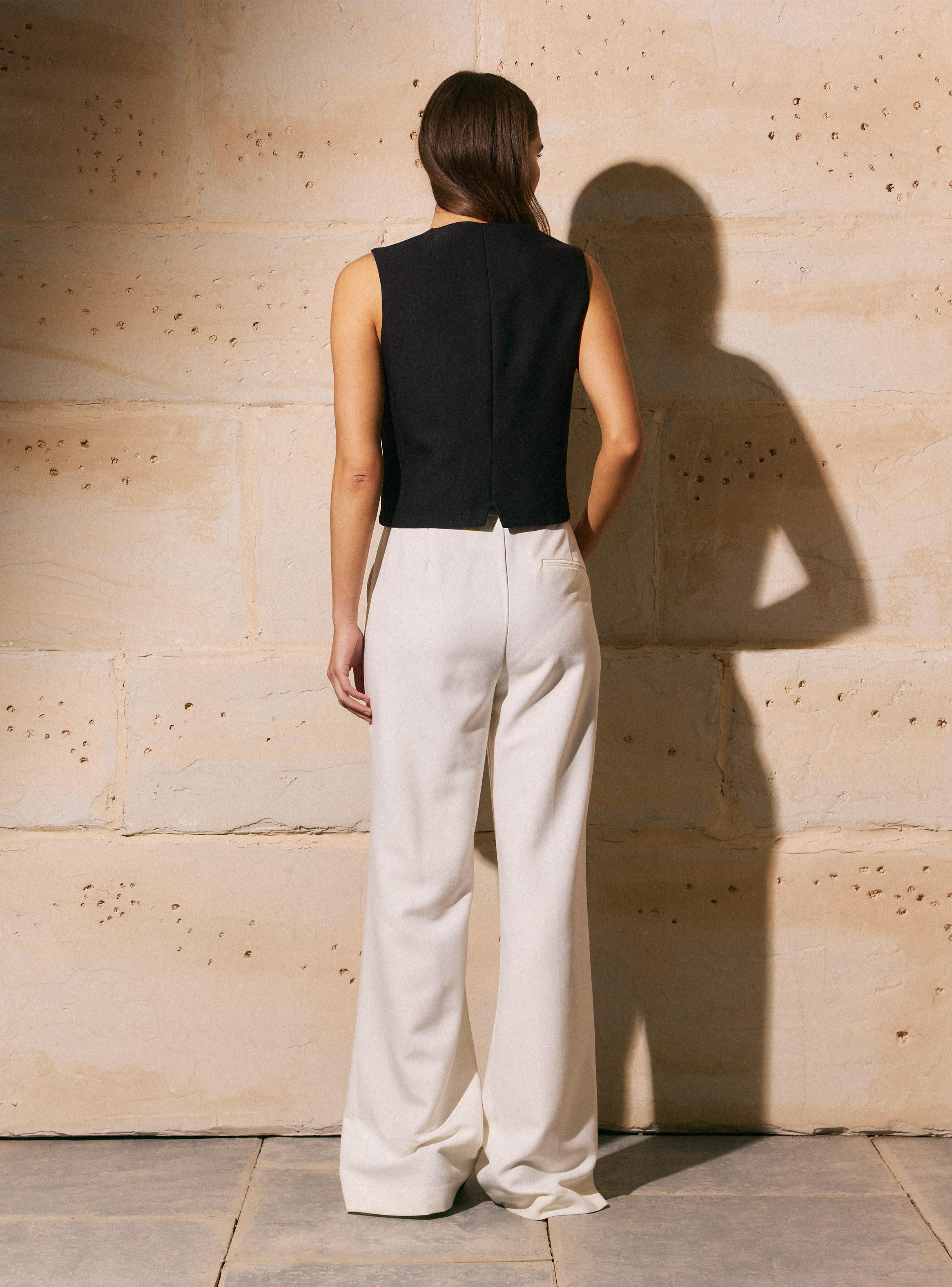 Blazer Tipo Vest sin Mangas y Cuello V-5