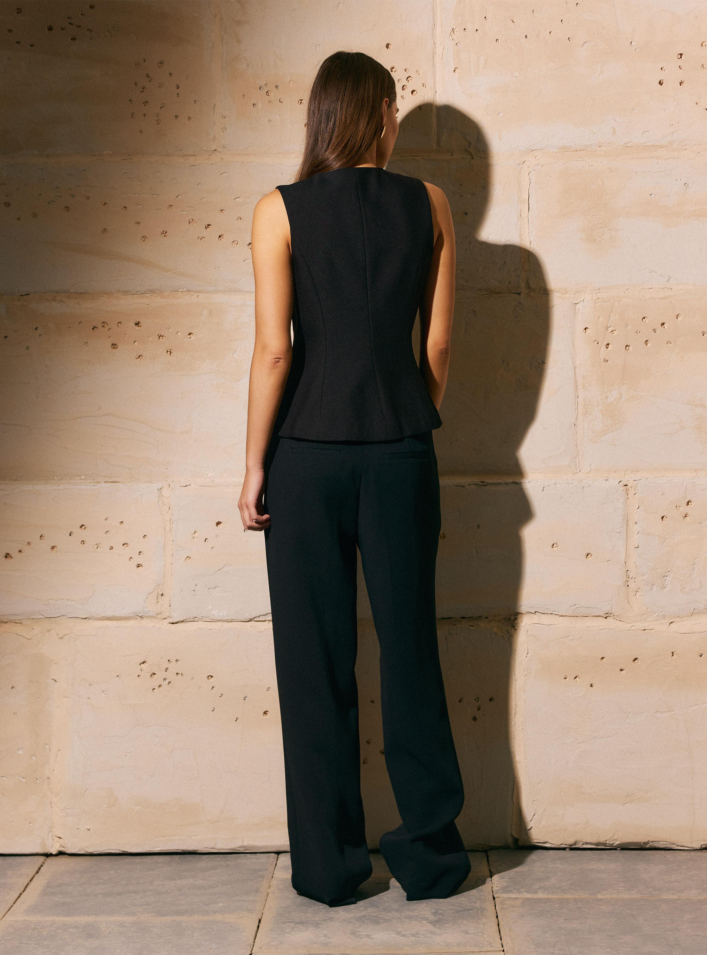 Blazer Tipo Vest Cuello Redondo y Corte Peplum-5