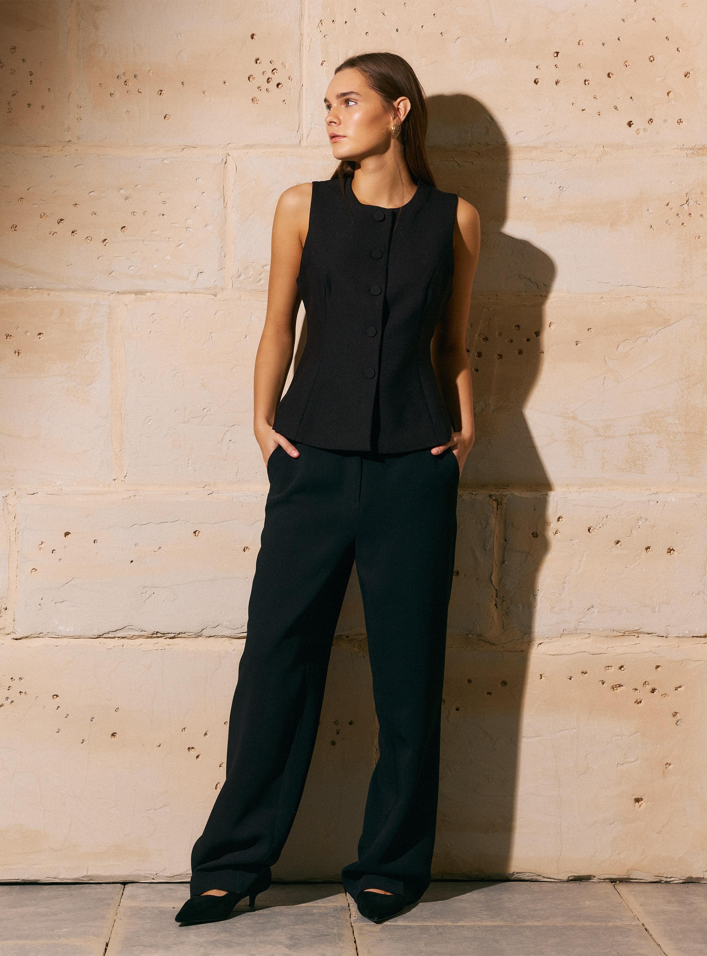 Blazer Tipo Vest Cuello Redondo y Corte Peplum-4