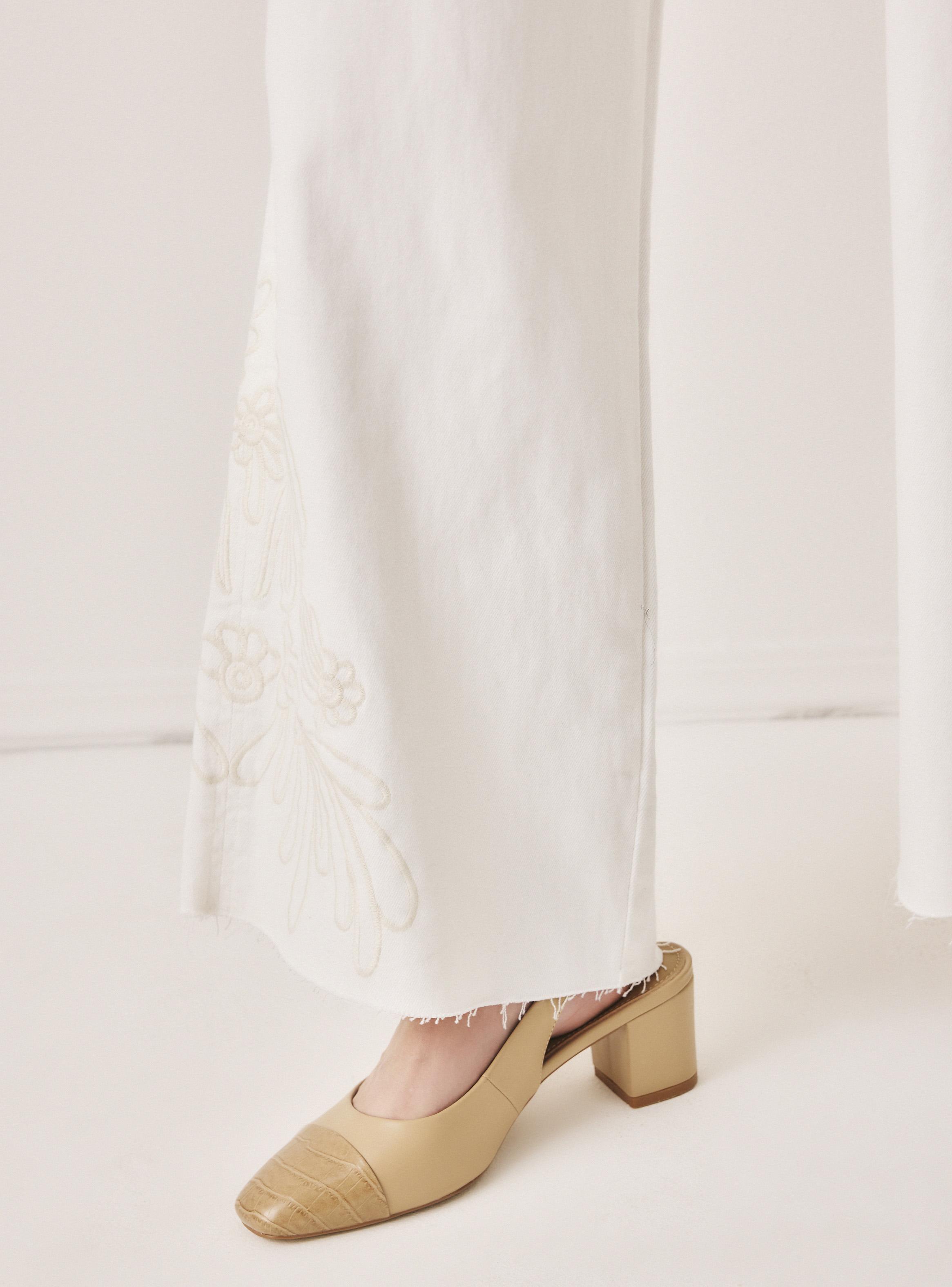 Jeans Wide Leg con Bordado-3