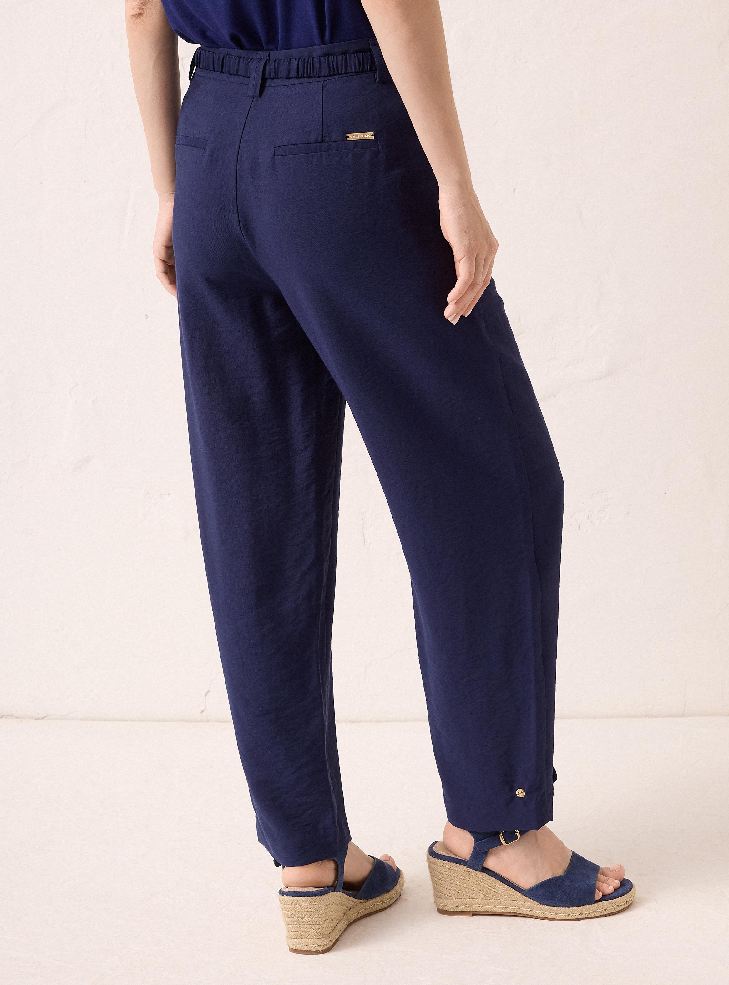 Pantalón con Cinturón y Ajuste en Tobillo-1