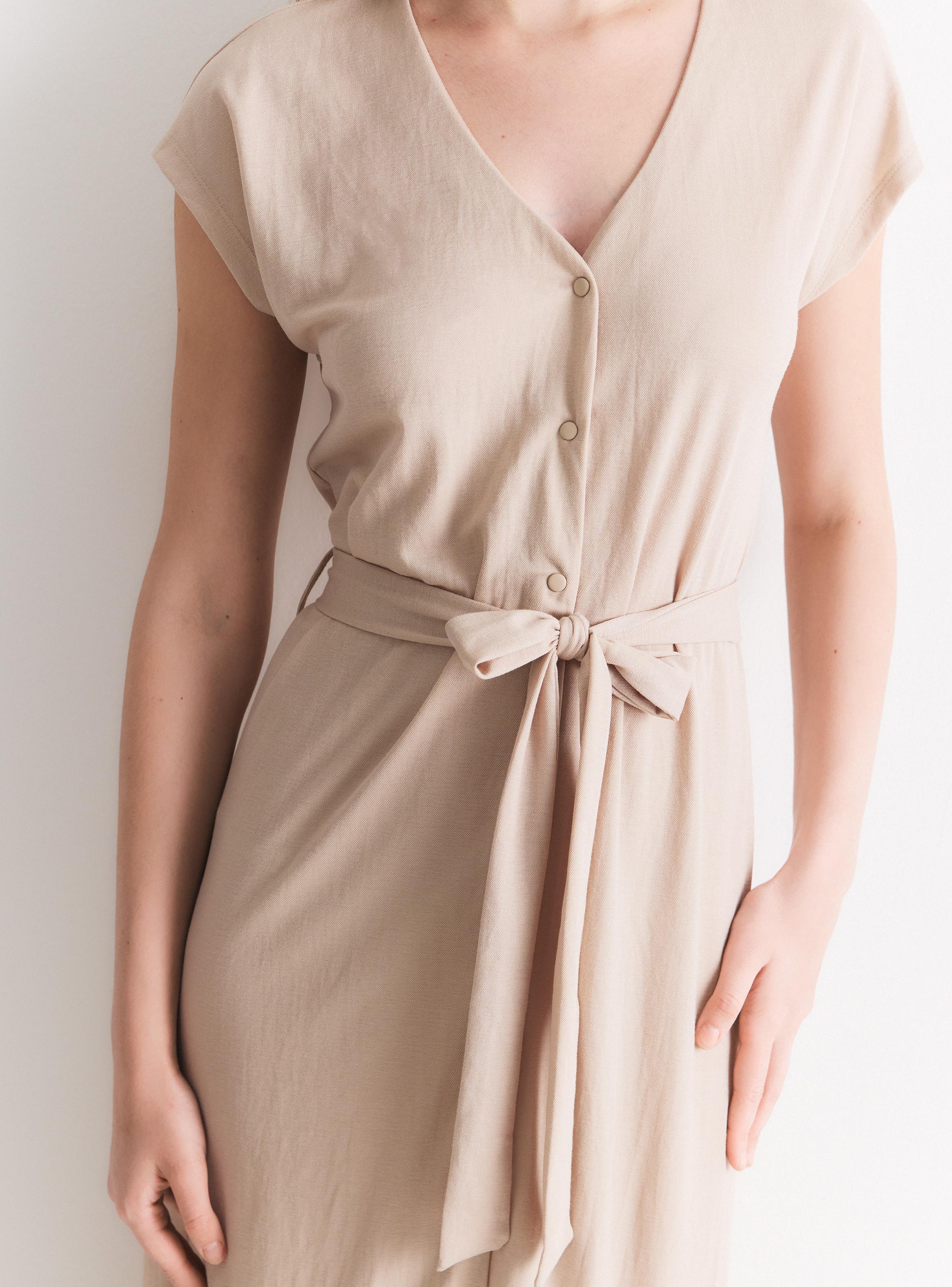 Vestido Midi Manga Corta Cuello V con Botones y Lazo-3