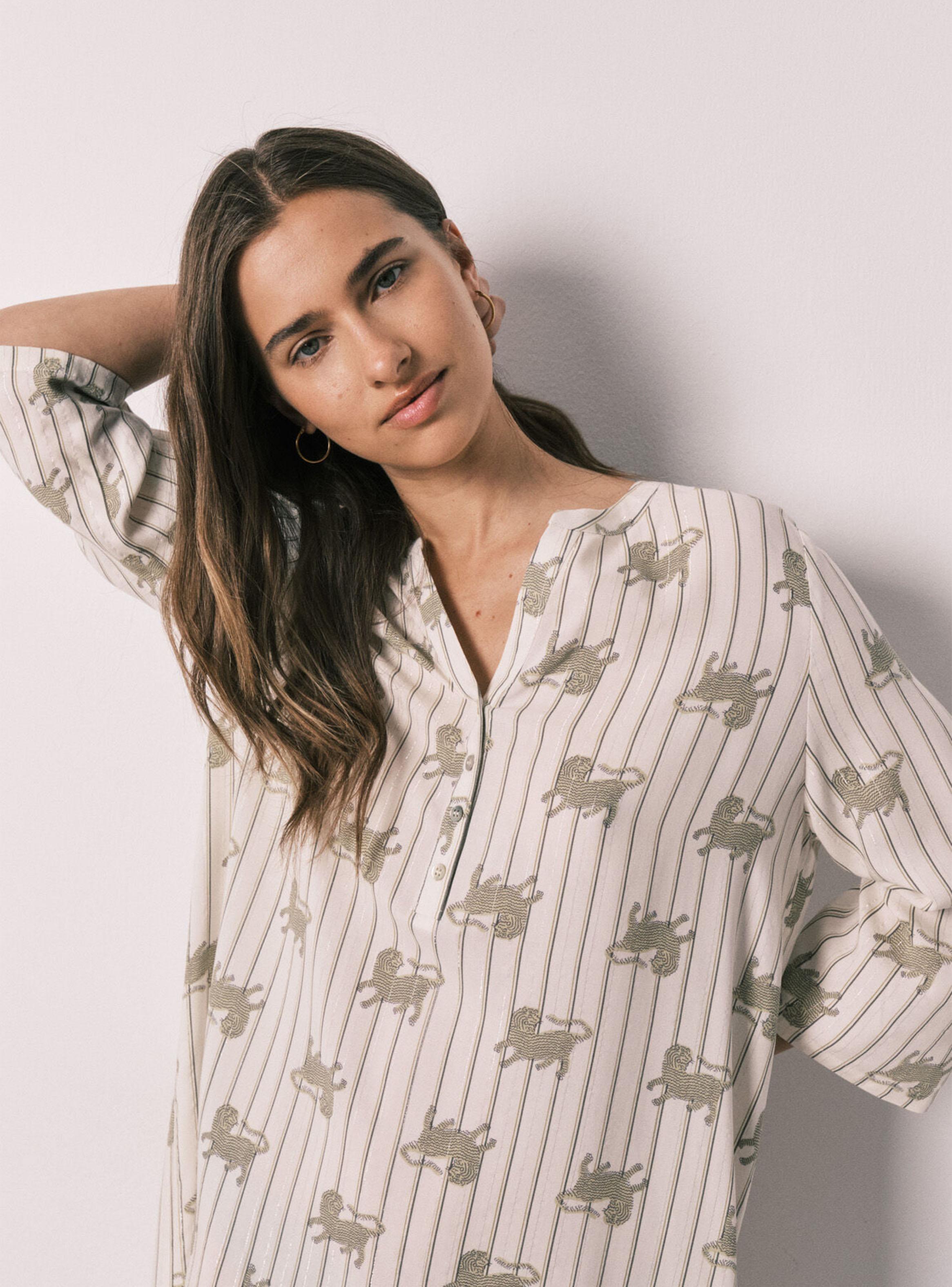 Camisola Corta Estampada Tigres-2