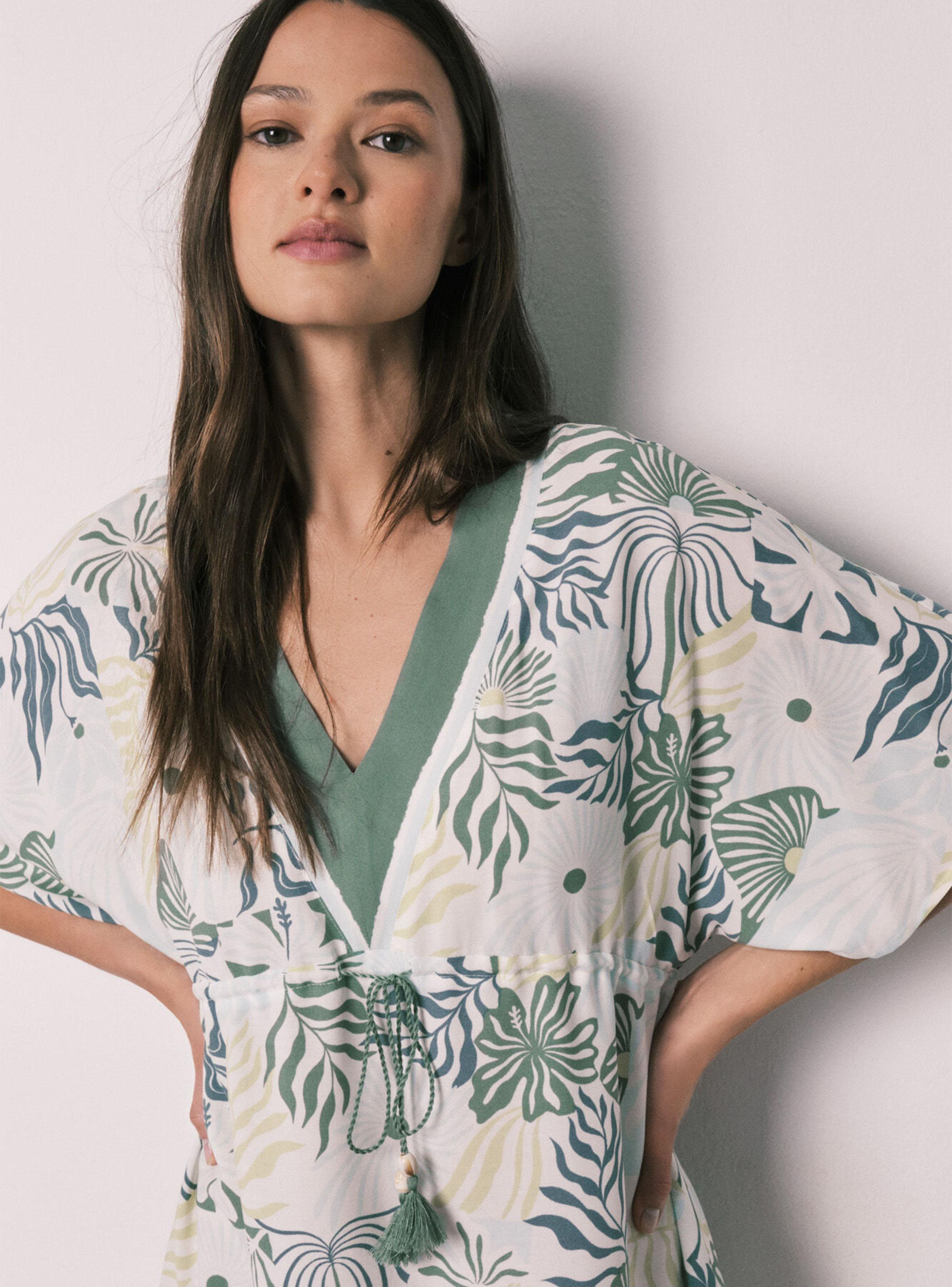 Camisola Corta Estampada Floreada-2