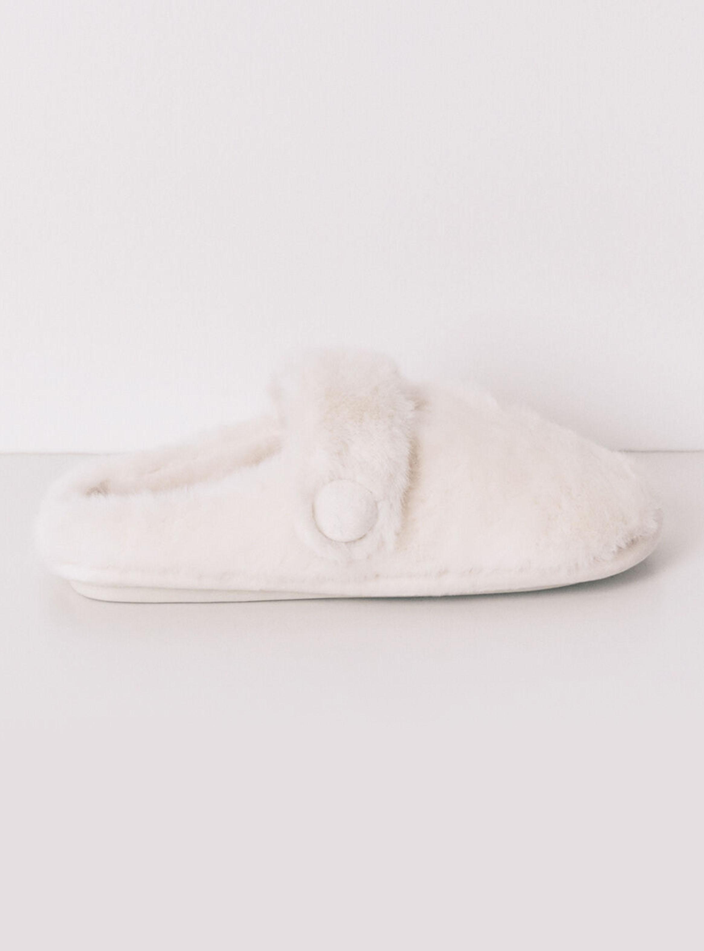 Pantuflas Casa Mercedita Pelo Blancas-2