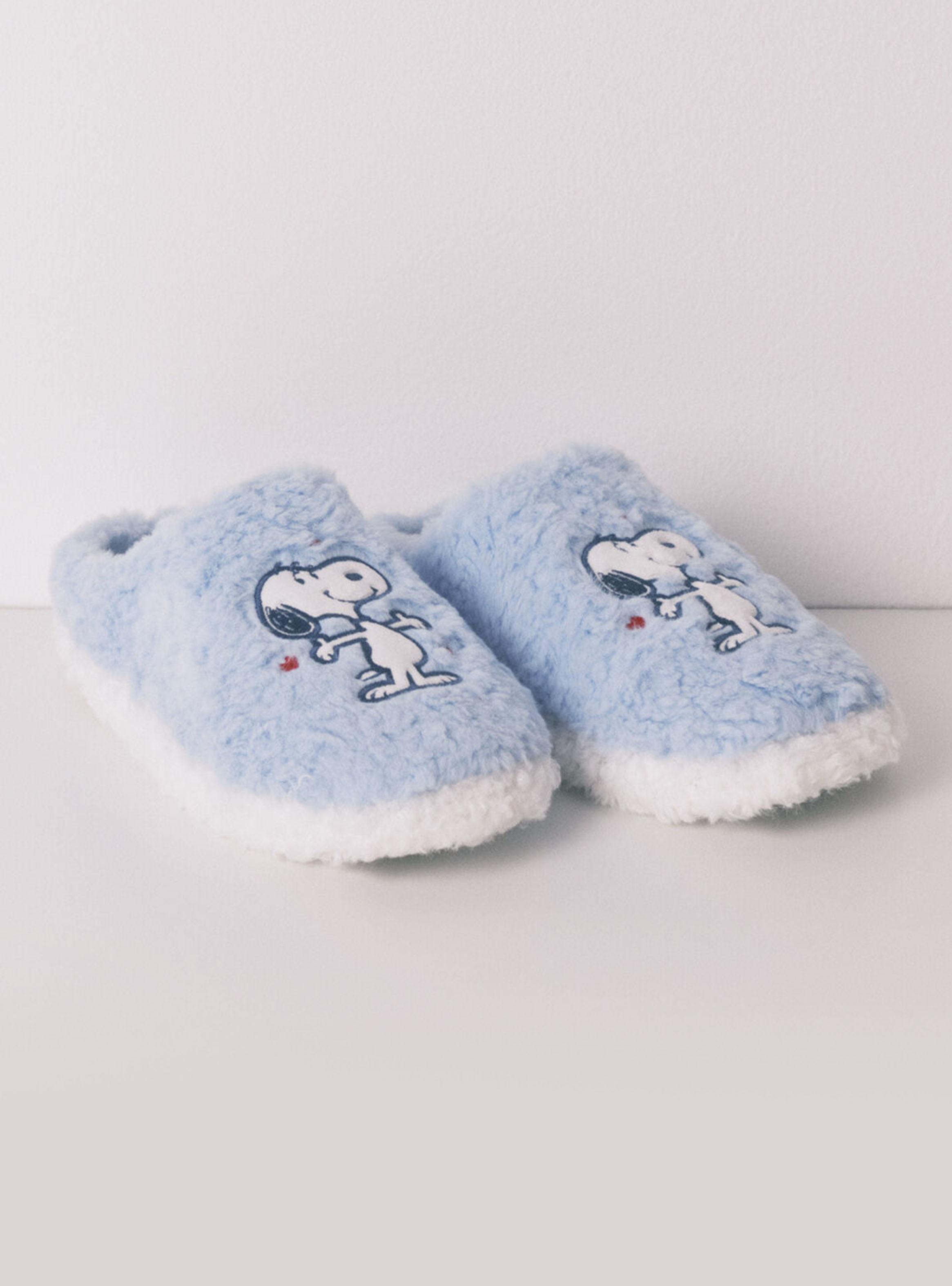 Pantuflas Cerradas de Corderito Snoopy-2
