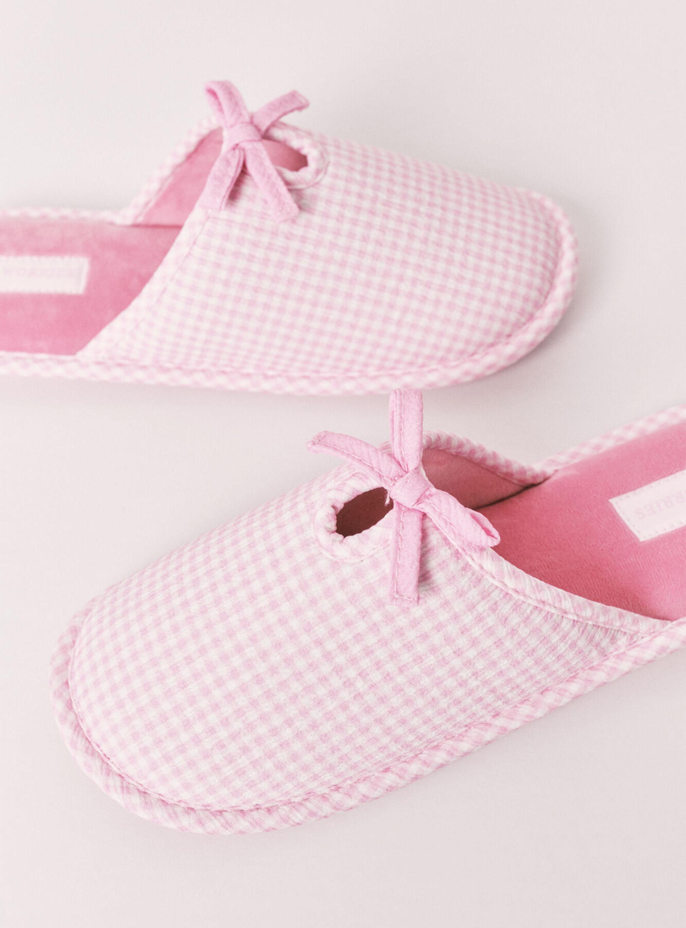 Pantufla Casa Rosa Cuadros Vichy Lazo-3