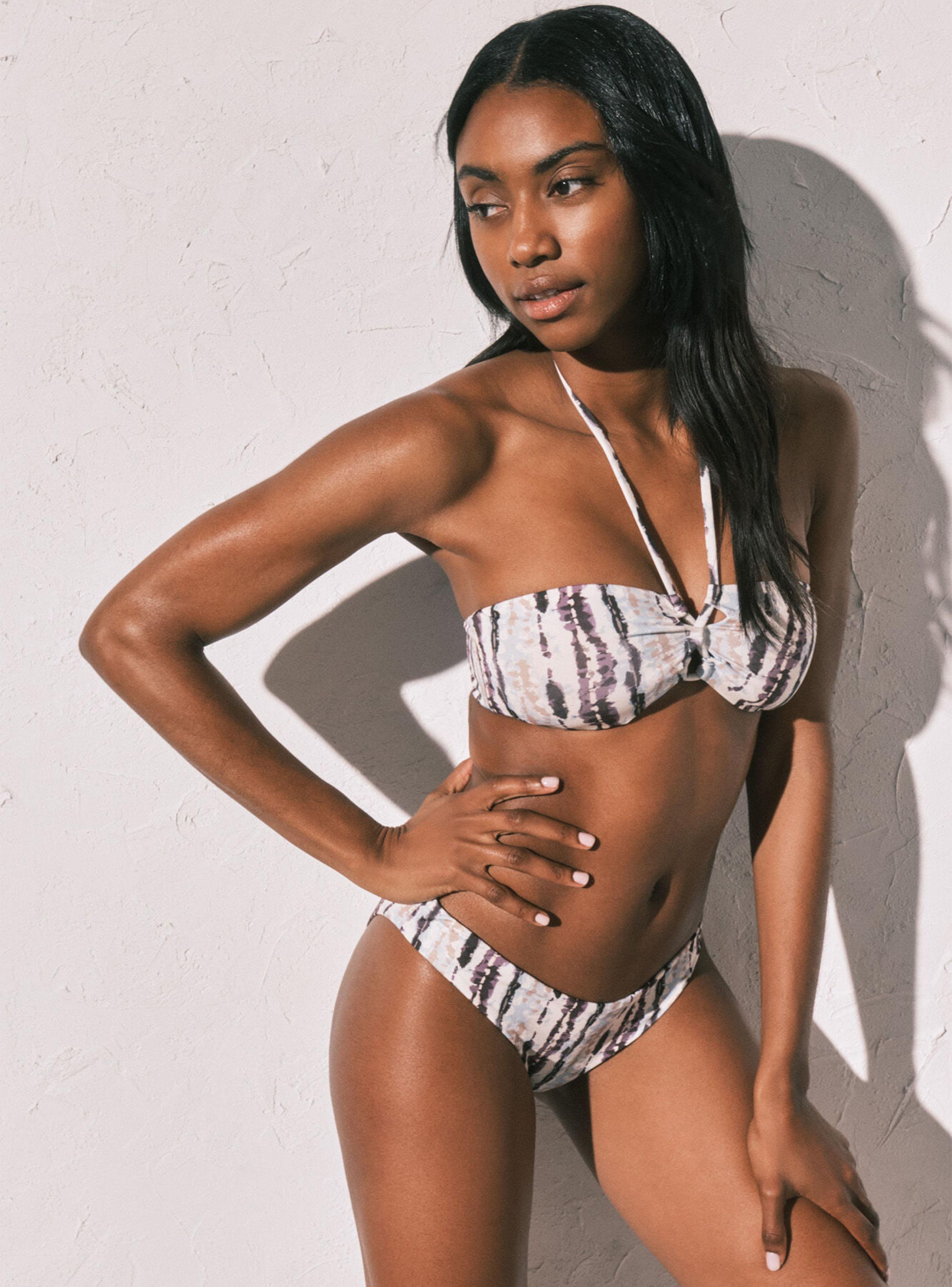 Calzón Bikini Clásico Estampado Tie Dye Café-4