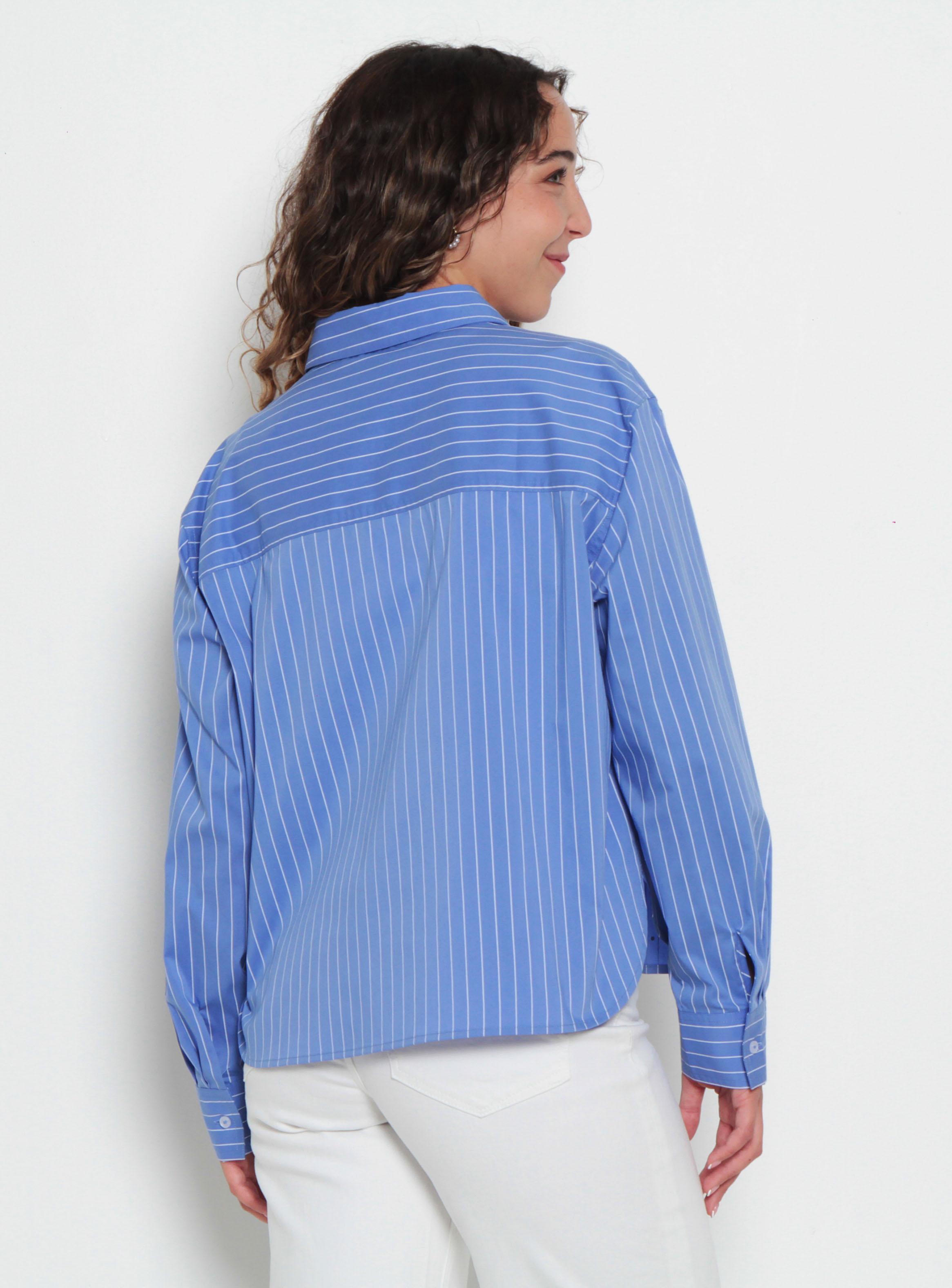 Blusa Listada Abotonada en Delantero-1