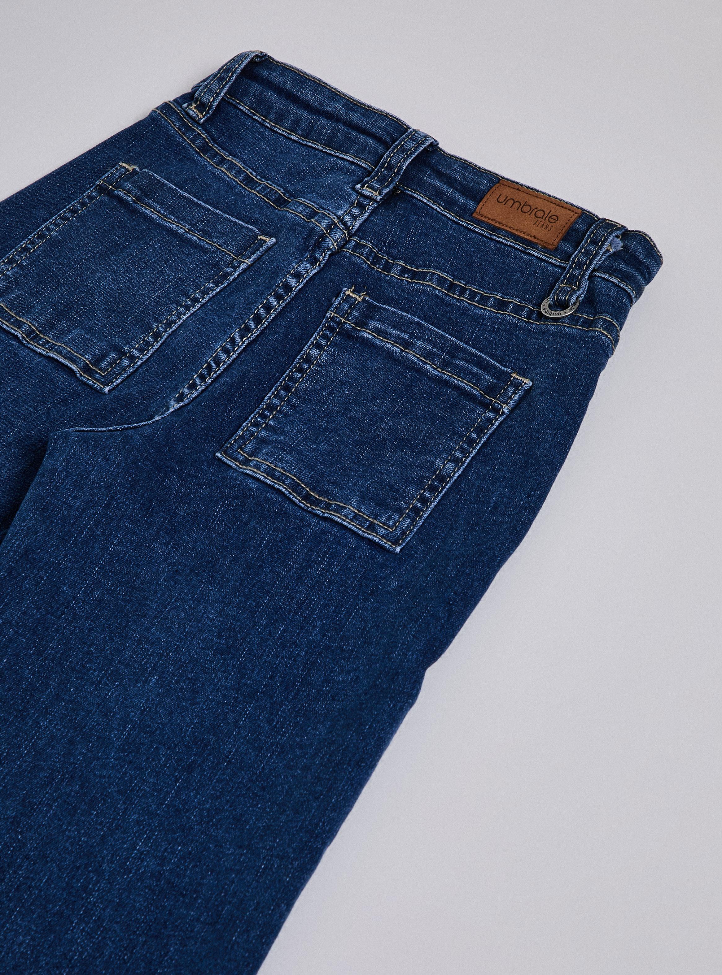 Jeans Flare con Bolsillos Bordados-2
