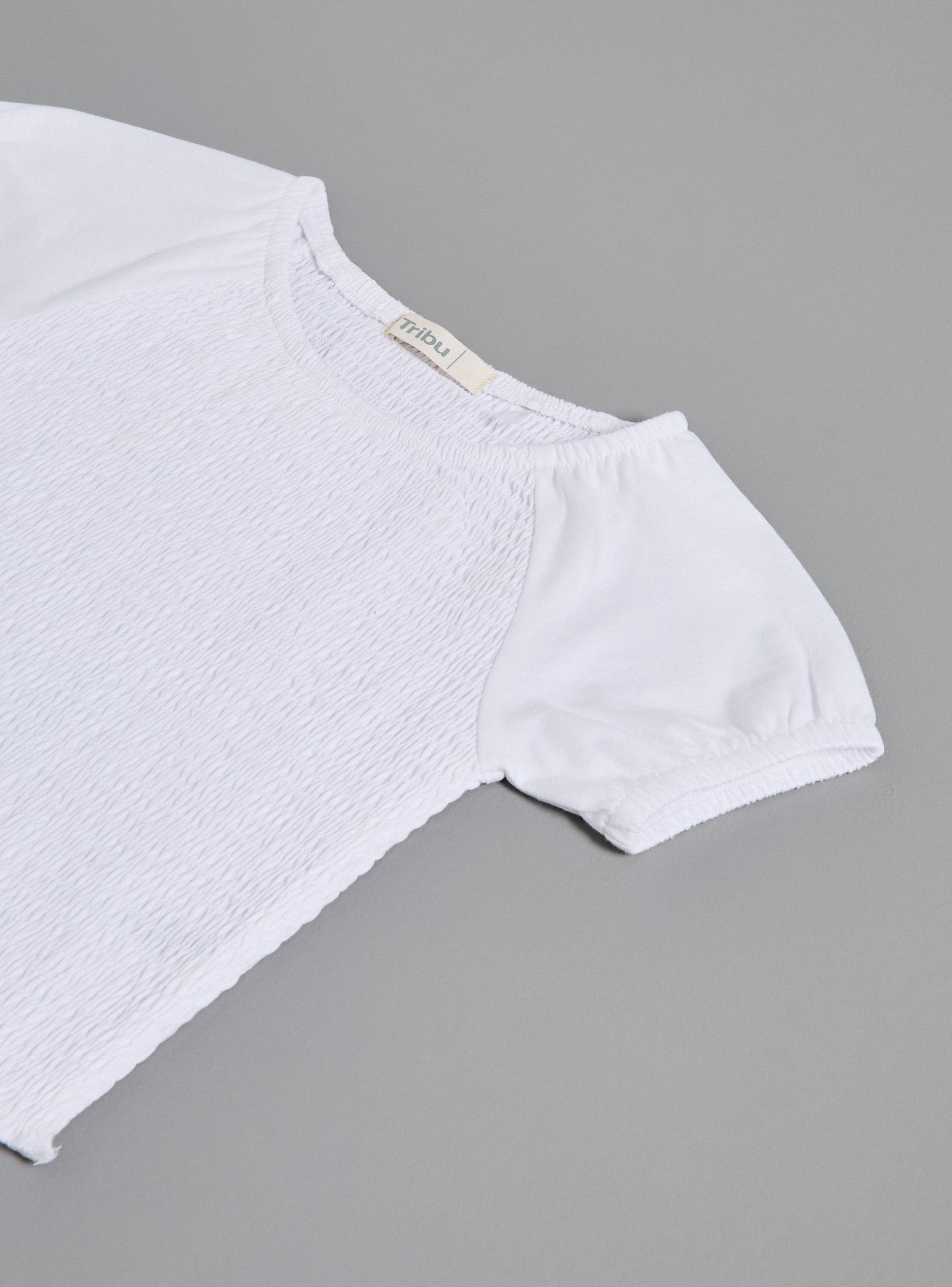 Polera Diseño Panal Elasticado Color Sólido-3