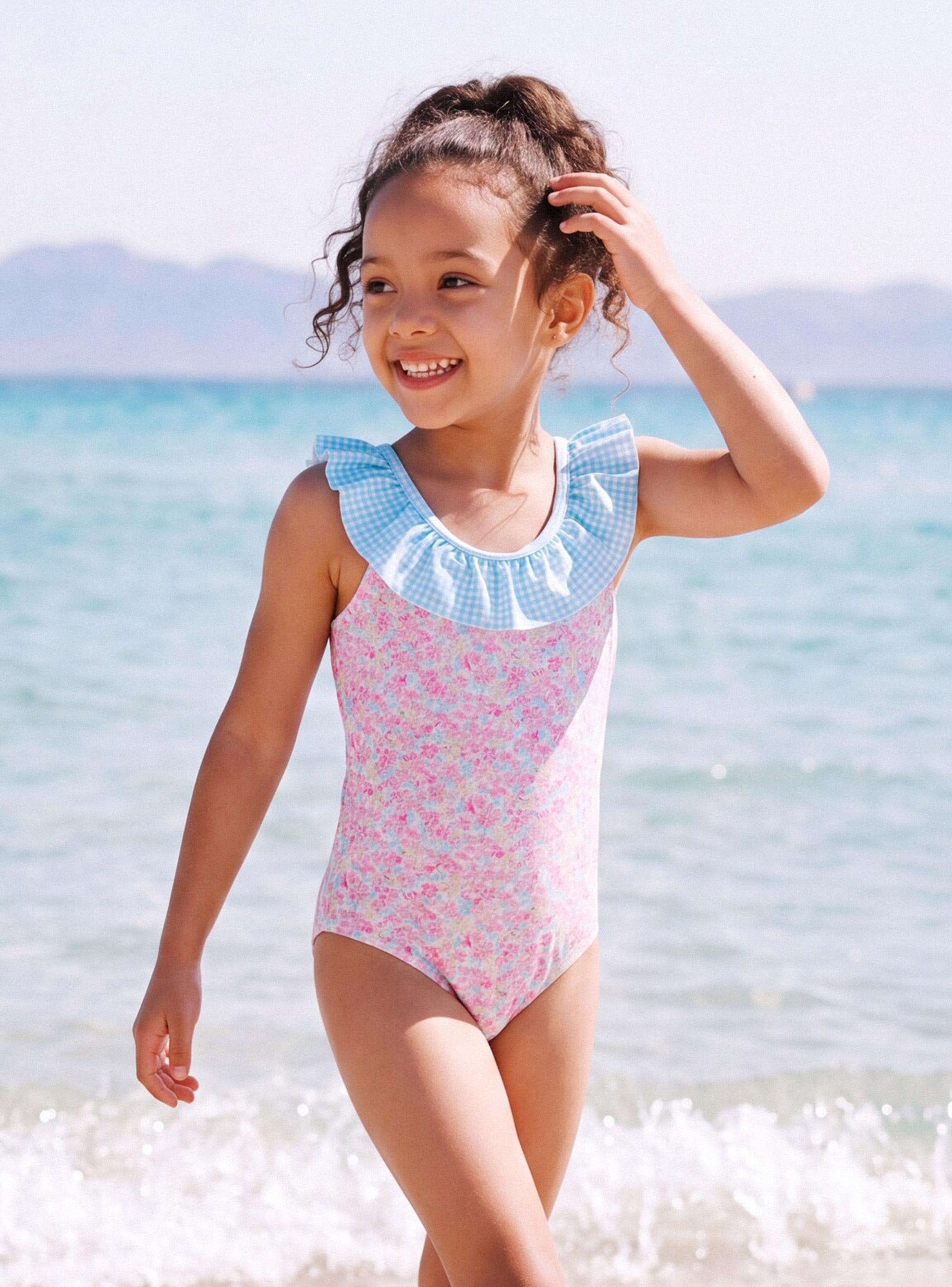 Traje de Baño Diseño Estampado con Vuelo en Contraste-0