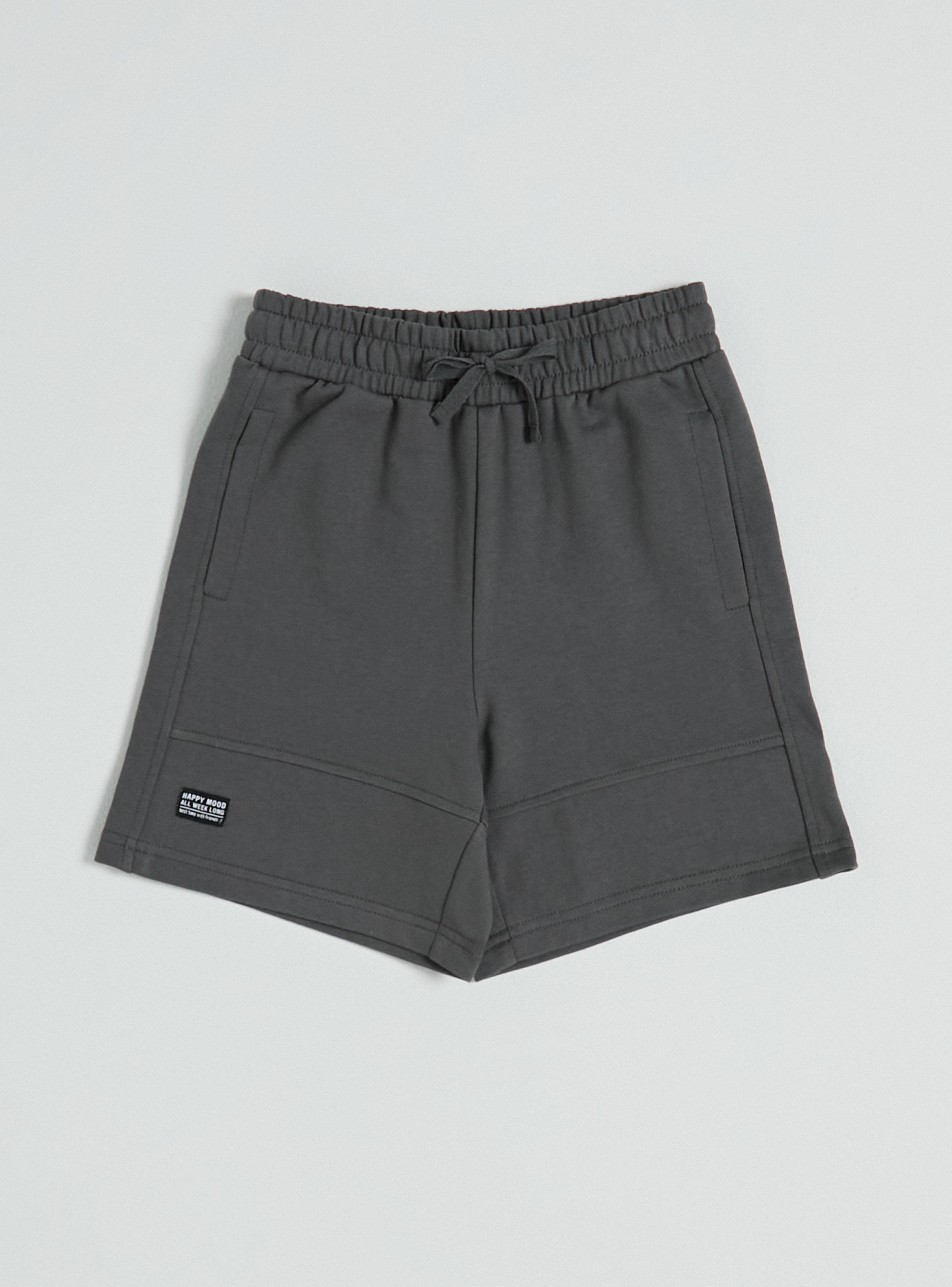 Bermuda Diseño Cortes Tela de Buzo-1