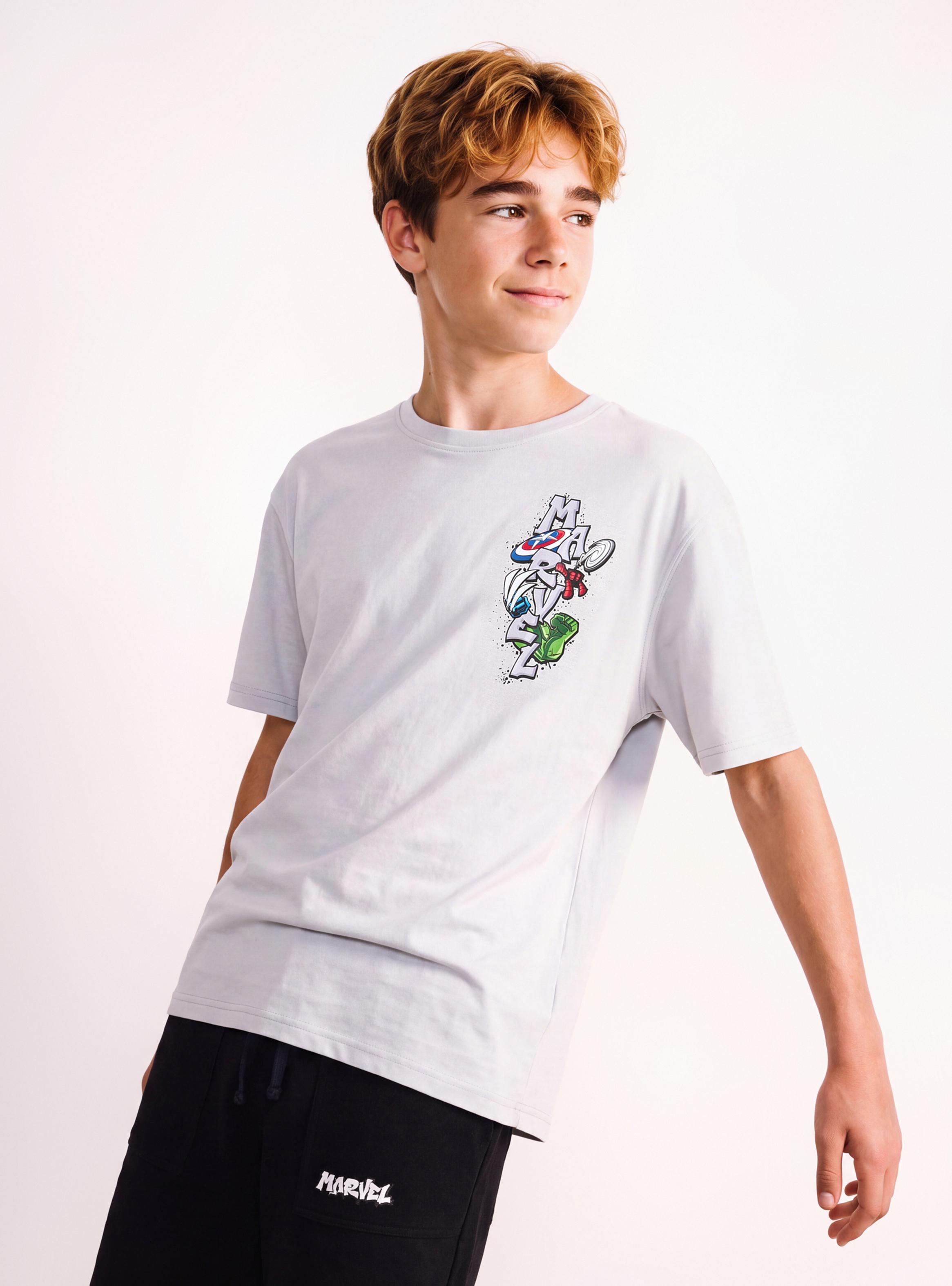 Polera Estampado Cómic Avengers-0