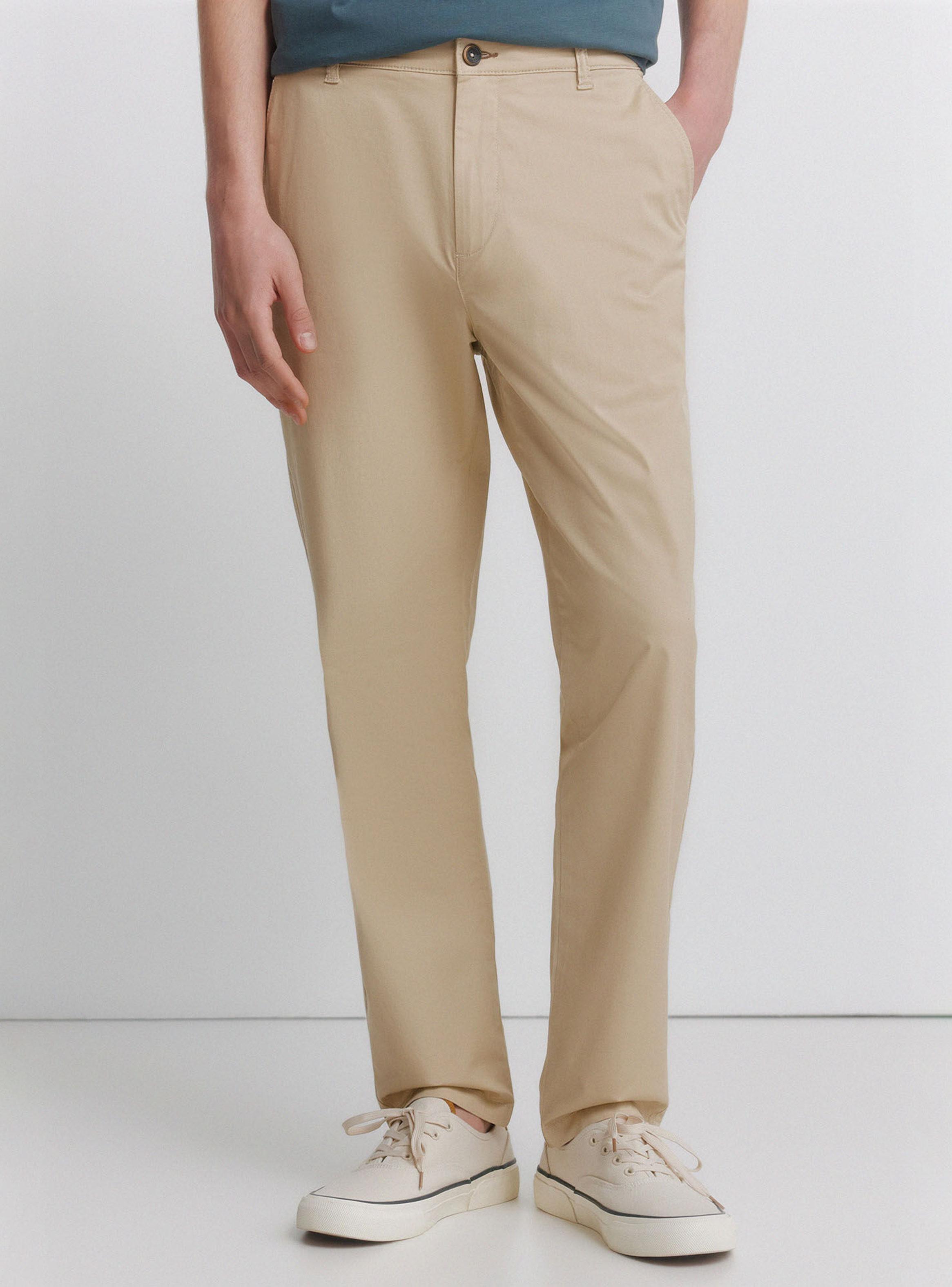 Pantalón Chino Ligero Comfort Slim Fit-0
