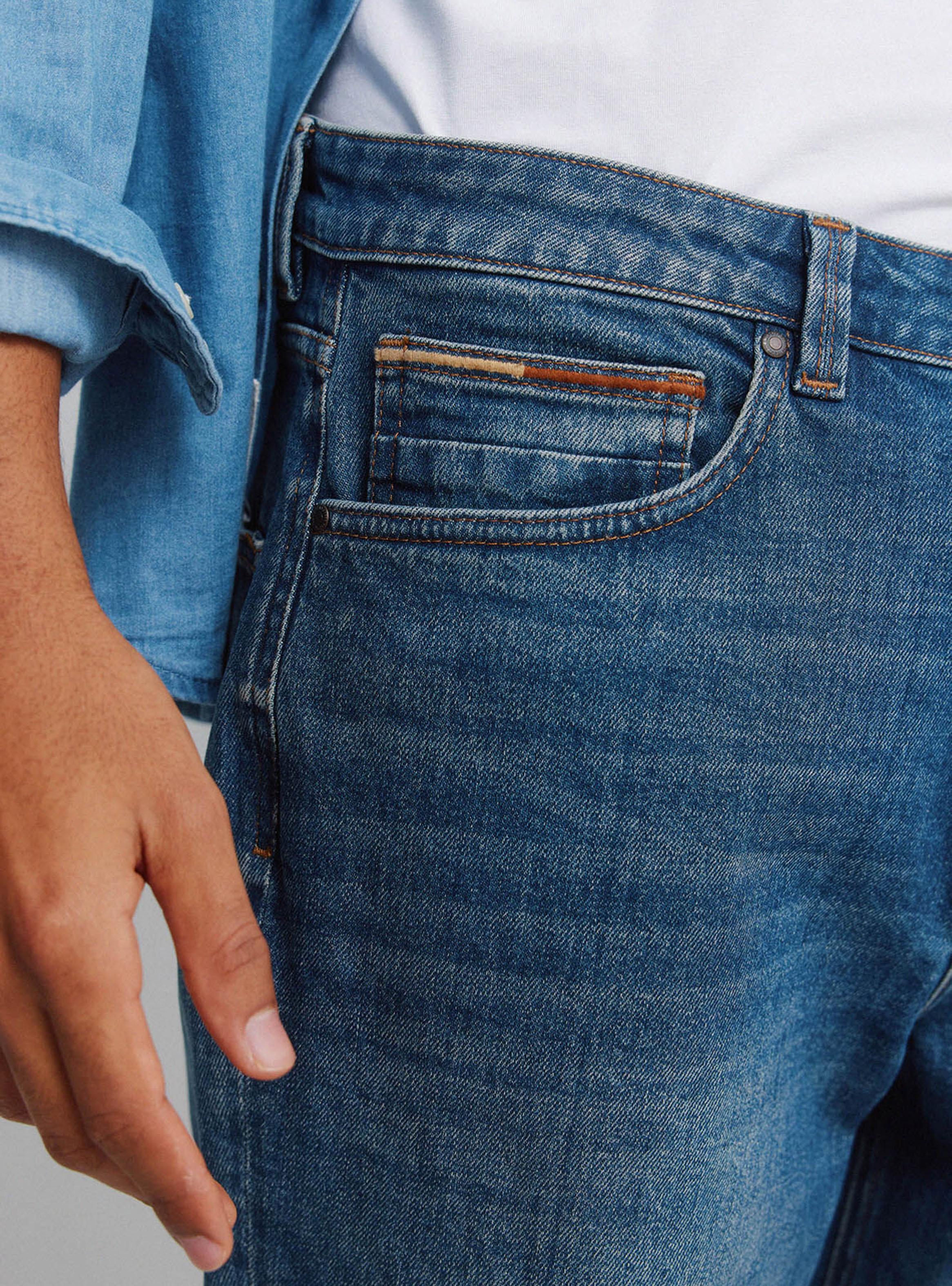 Jeans Regular Sobretintado-3