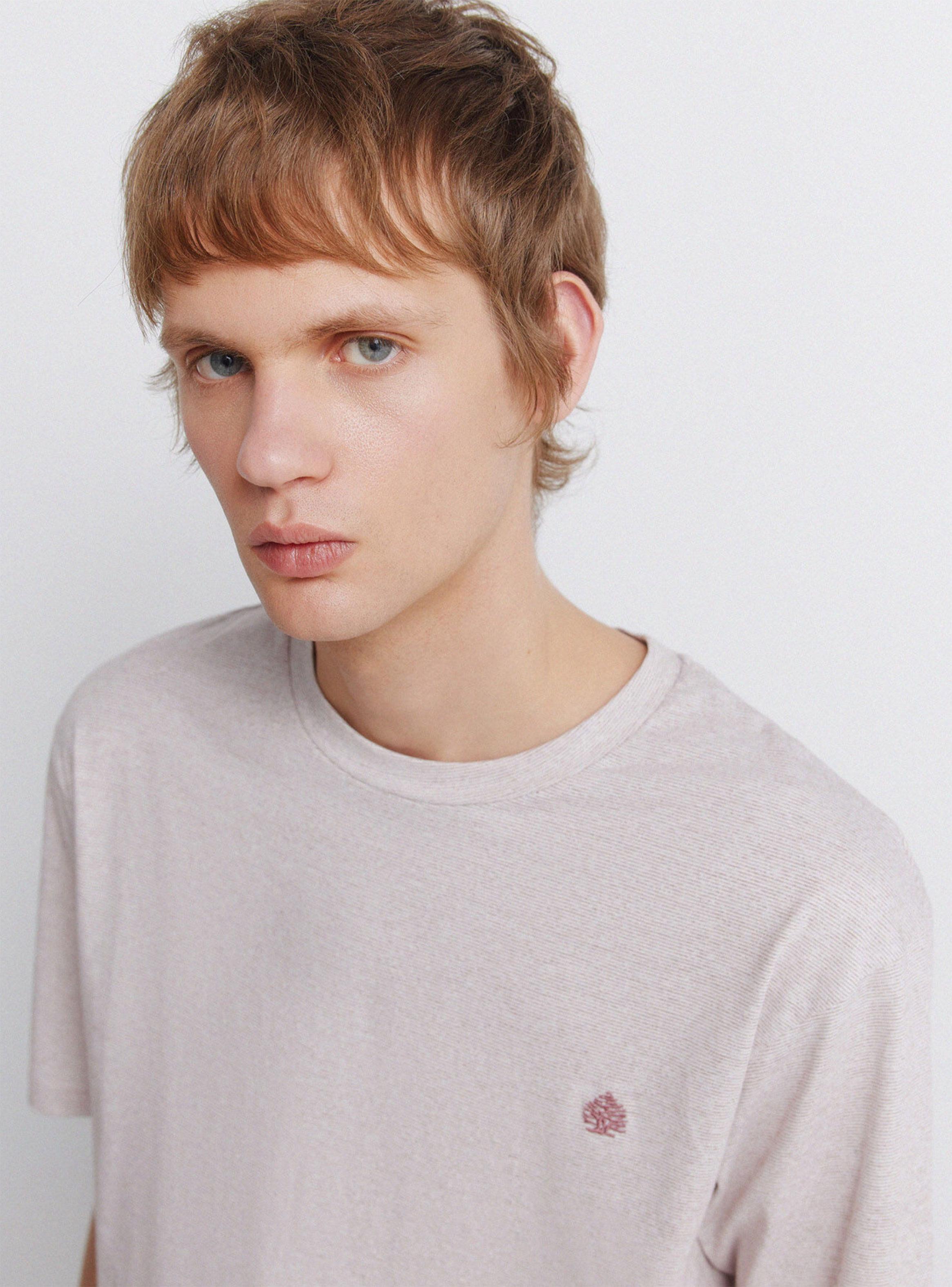 Polera Microraya Logo Bordado-2