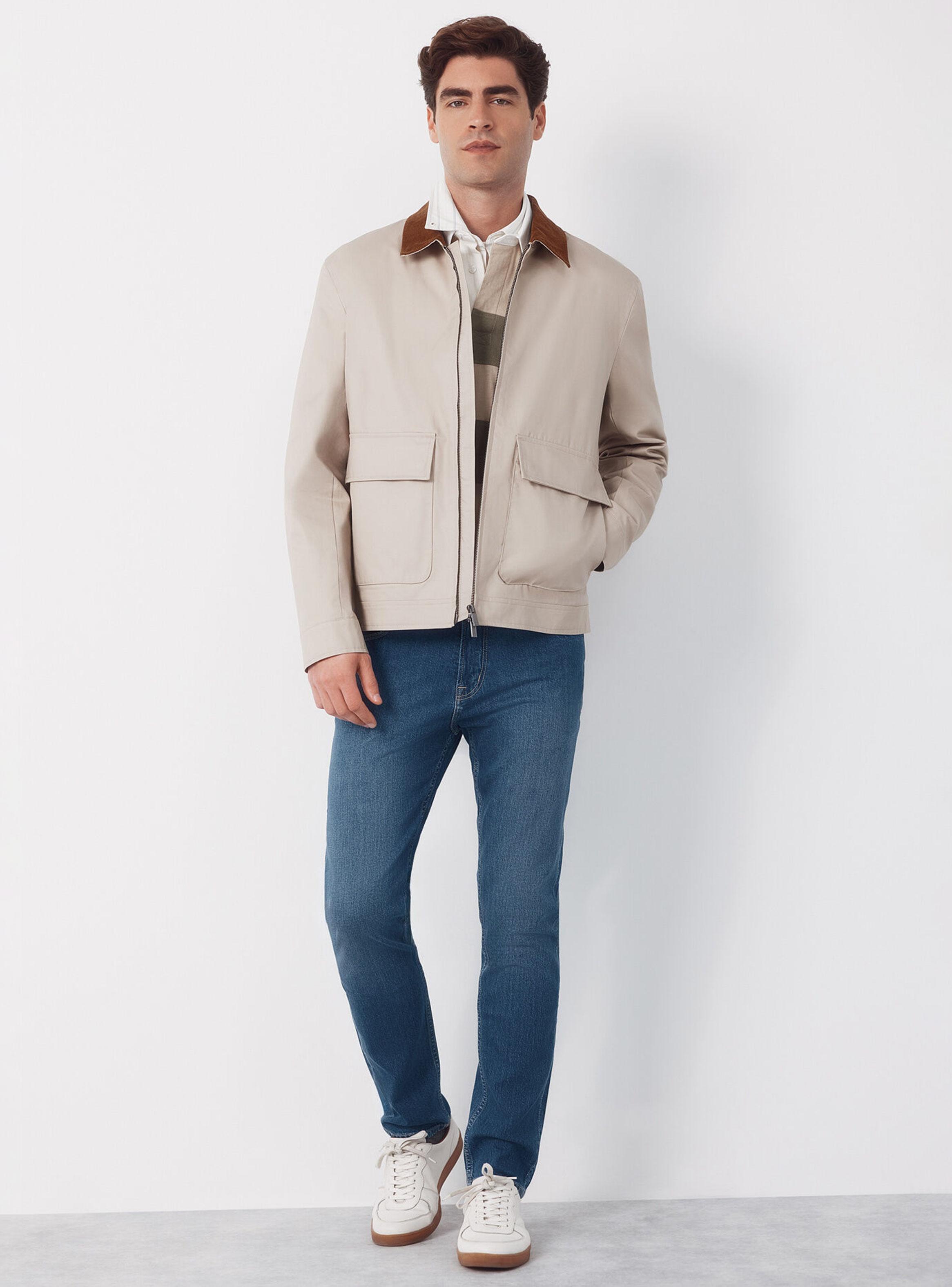 Chaqueta con Cuello Combinado-3