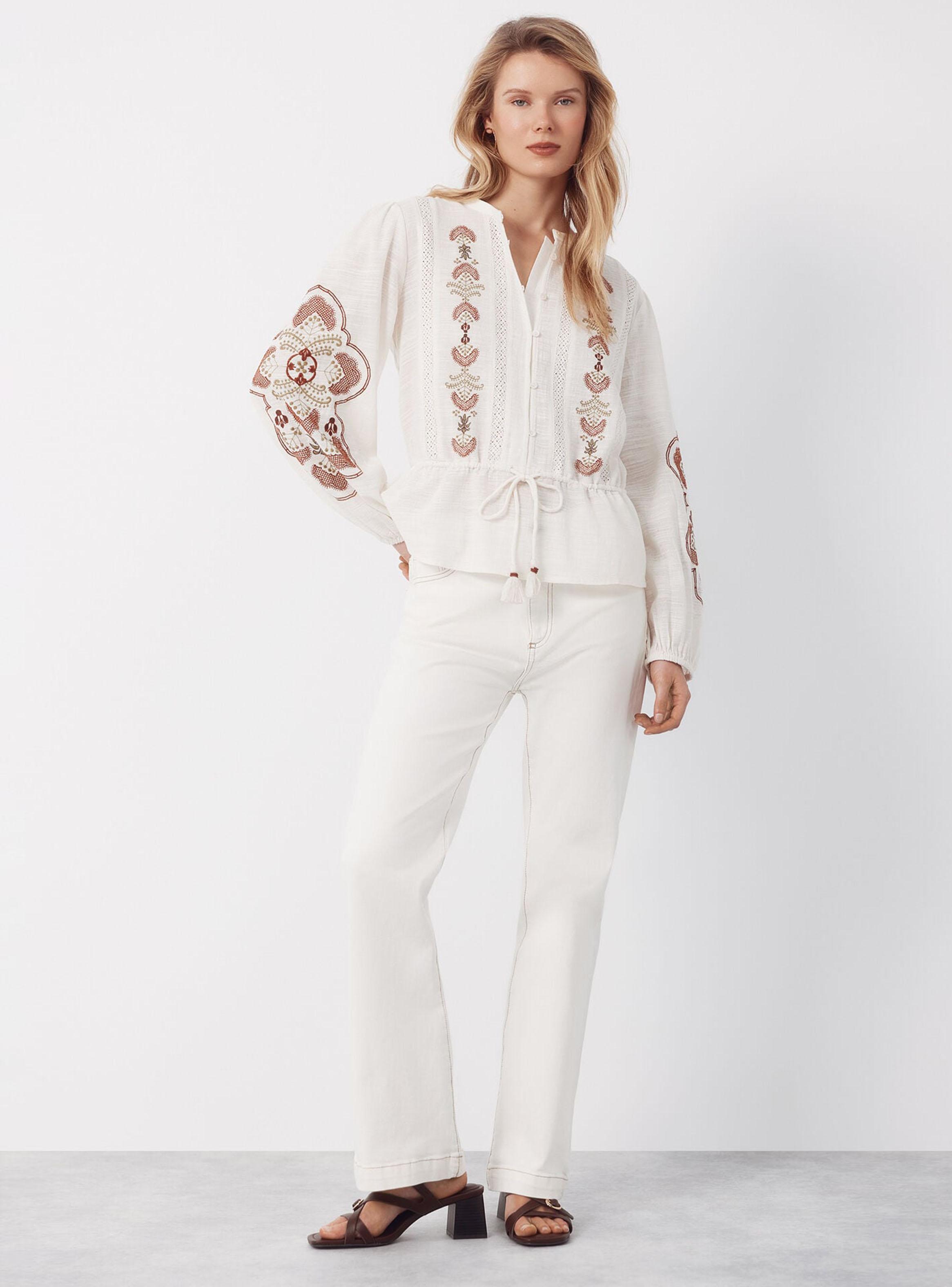Blusa Bordada Cintura Ajustable-4