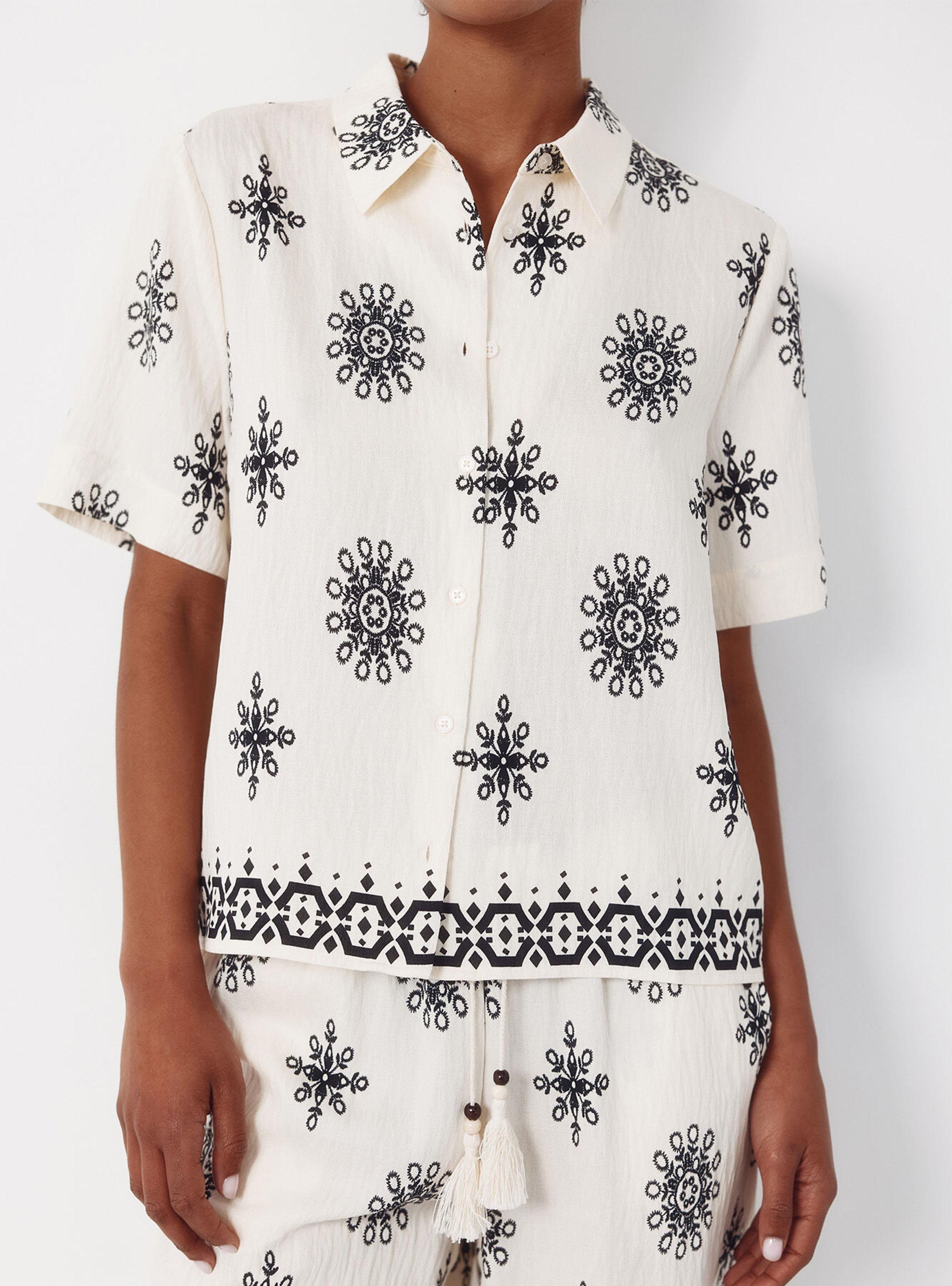 Camisa Manga Corta Botón y Estampada-3