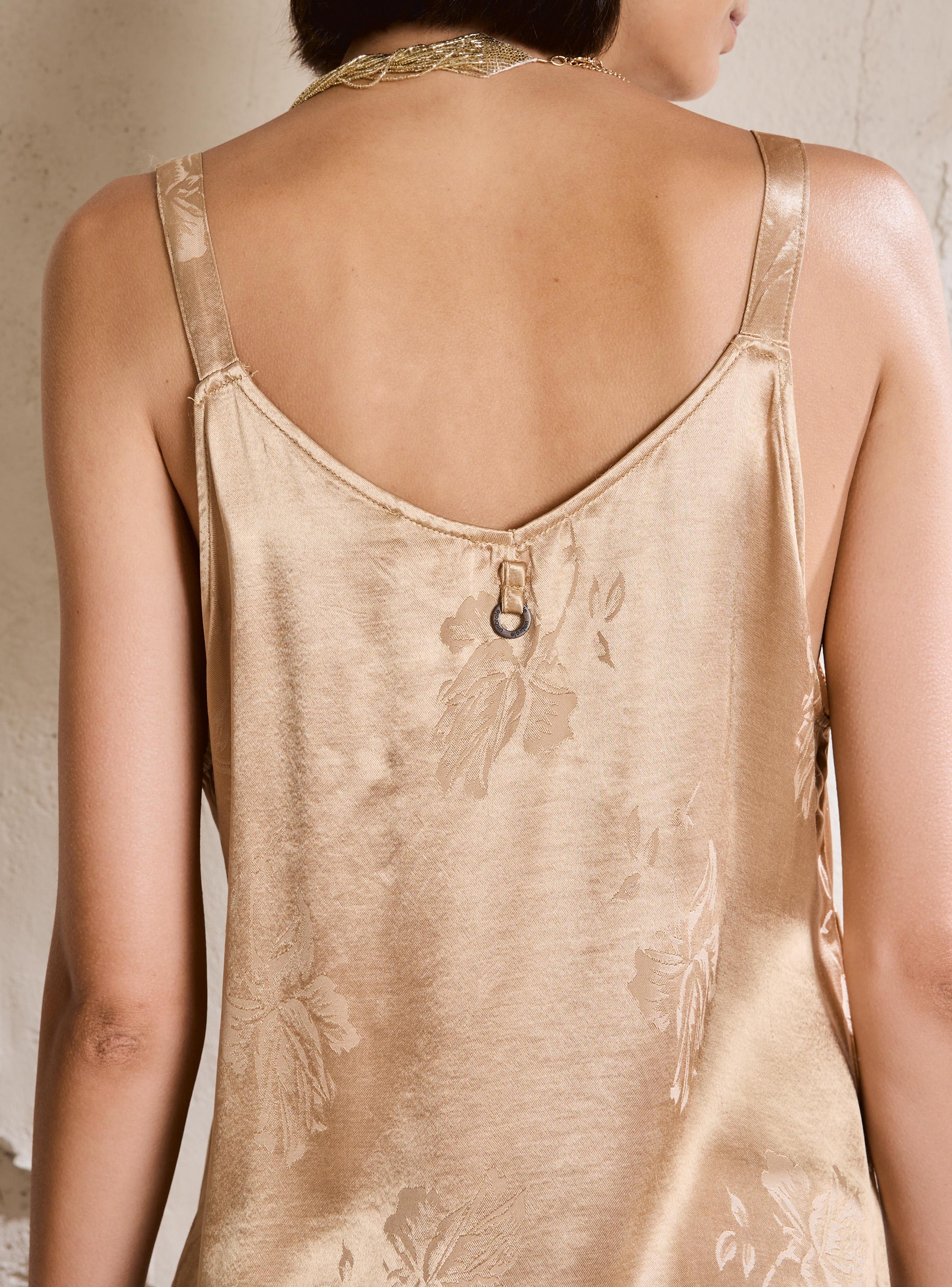 Polera Corte Bajo Busto-3