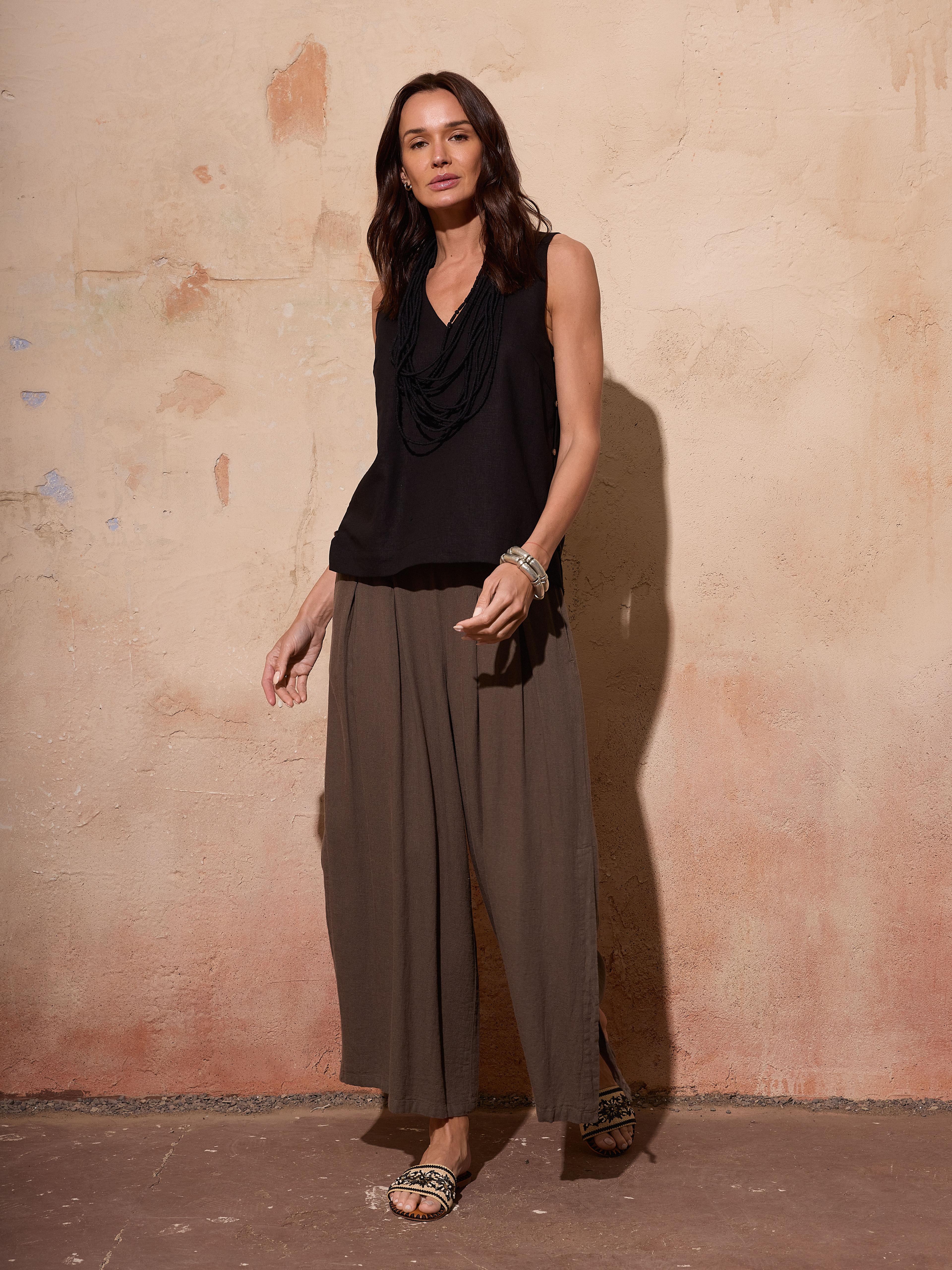 Blusa con Lino Detalle Botones Laterales-4