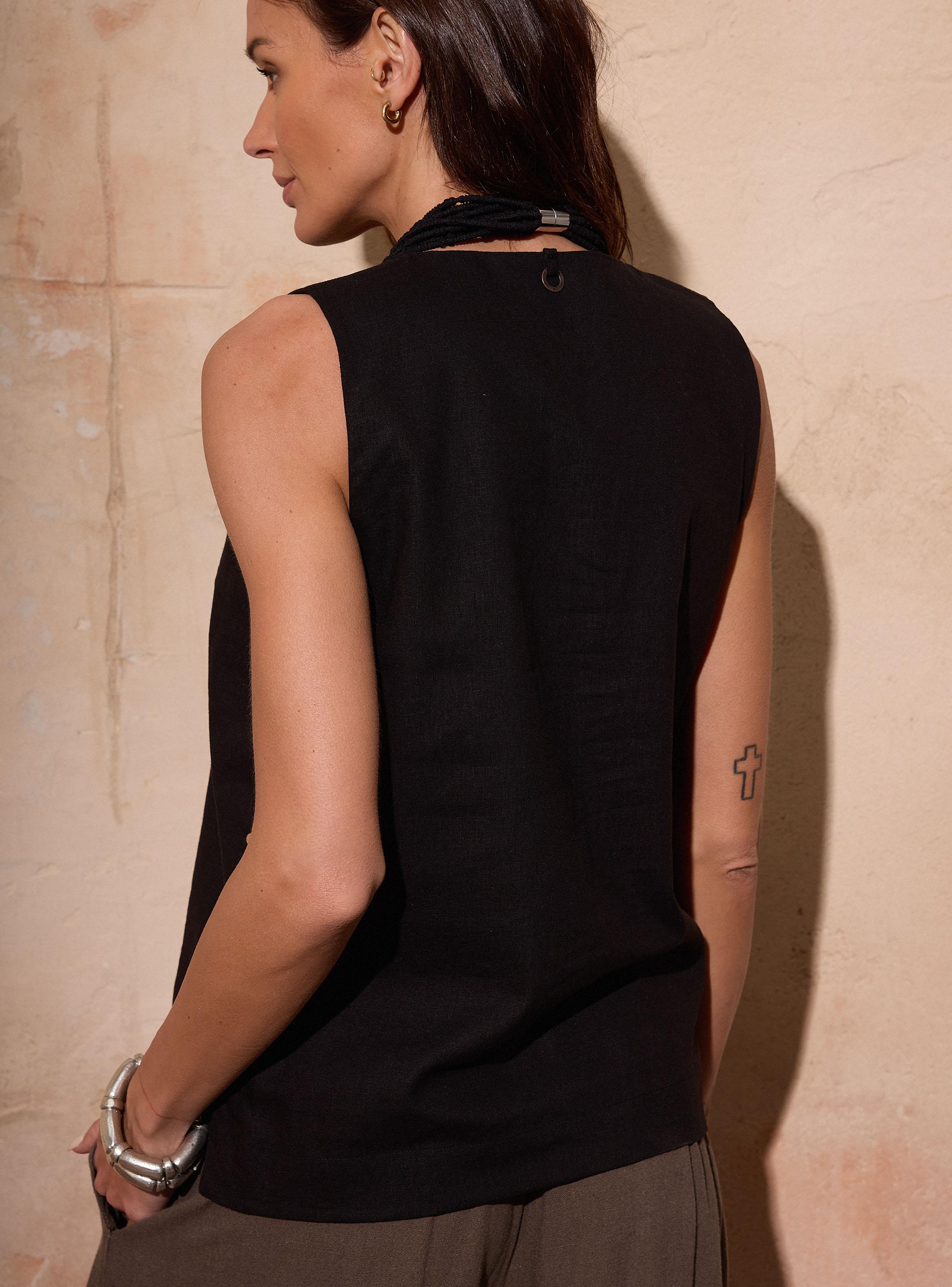 Blusa con Lino Detalle Botones Laterales-3