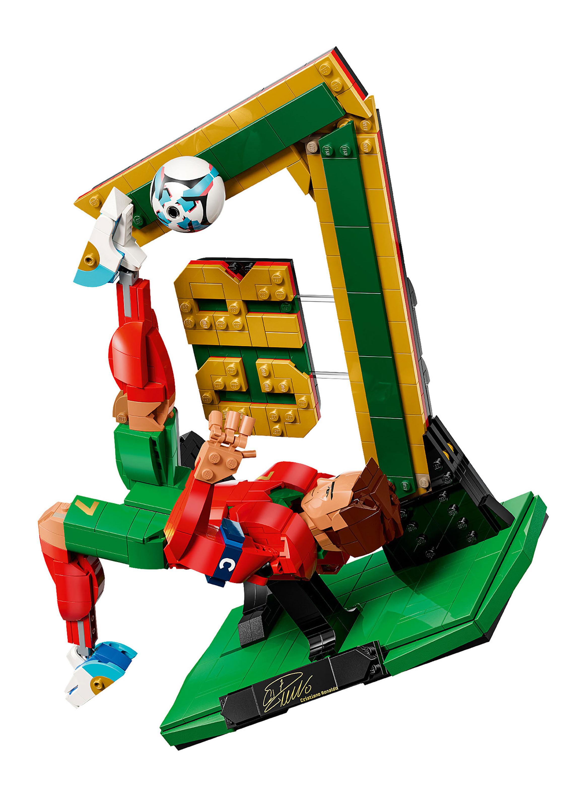 Lego Cristiano Ronaldo: Leyenda del Fútbol Mundial-2