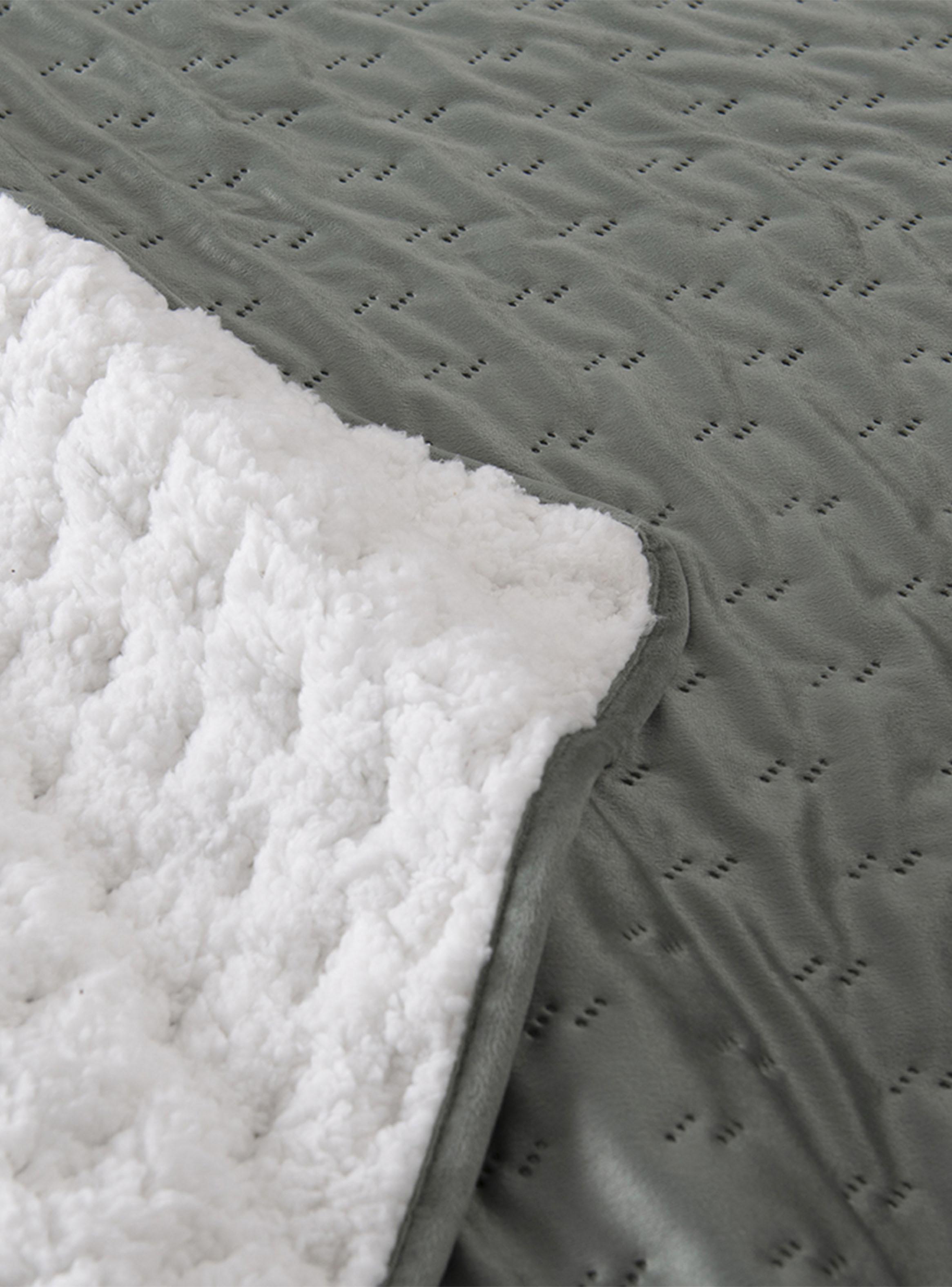 Quilt Velv Sherpa Súper King Jiro Verde-2