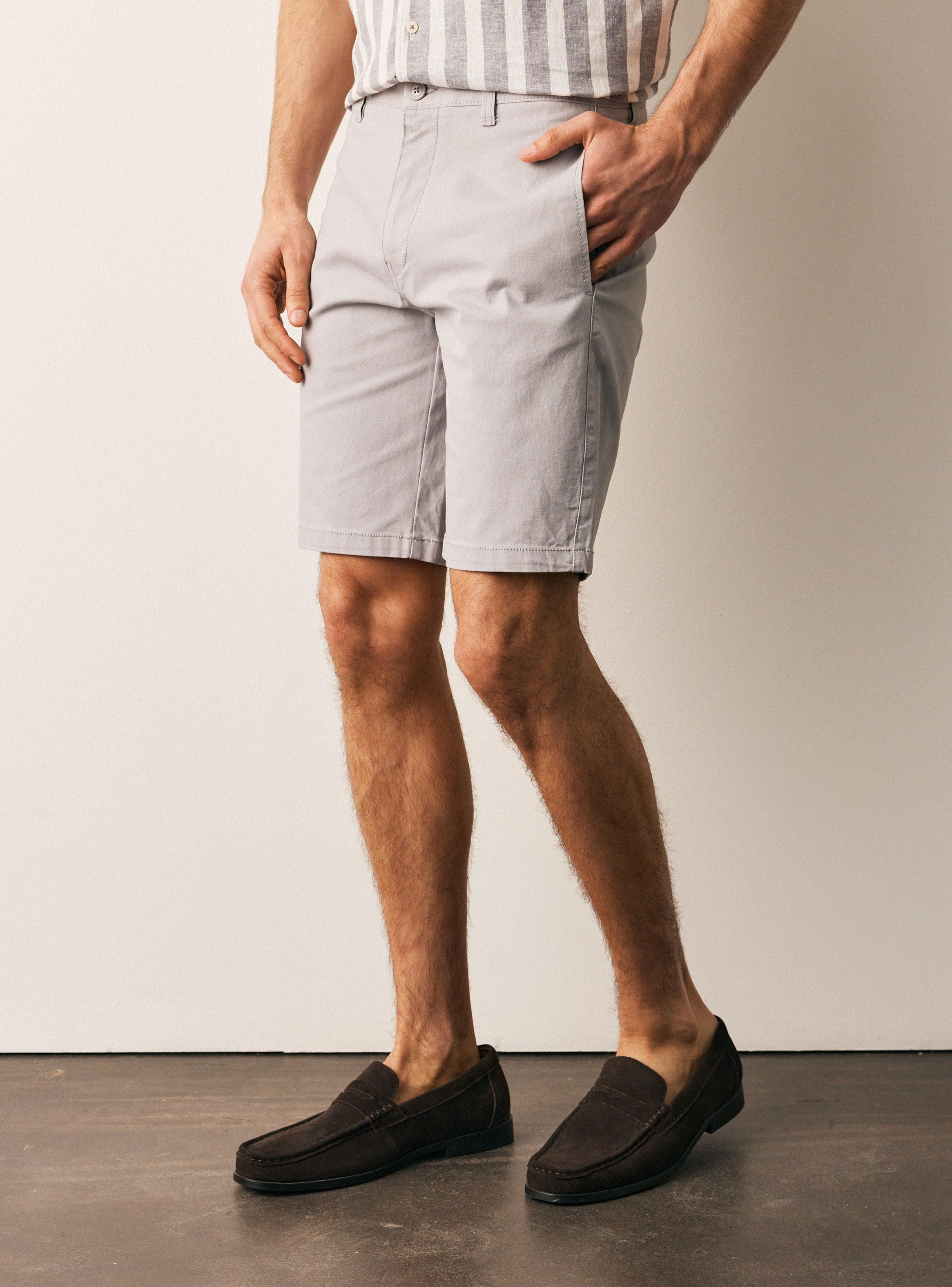 Bermuda Gabardina Corte Chino Cintura Elasticada-0