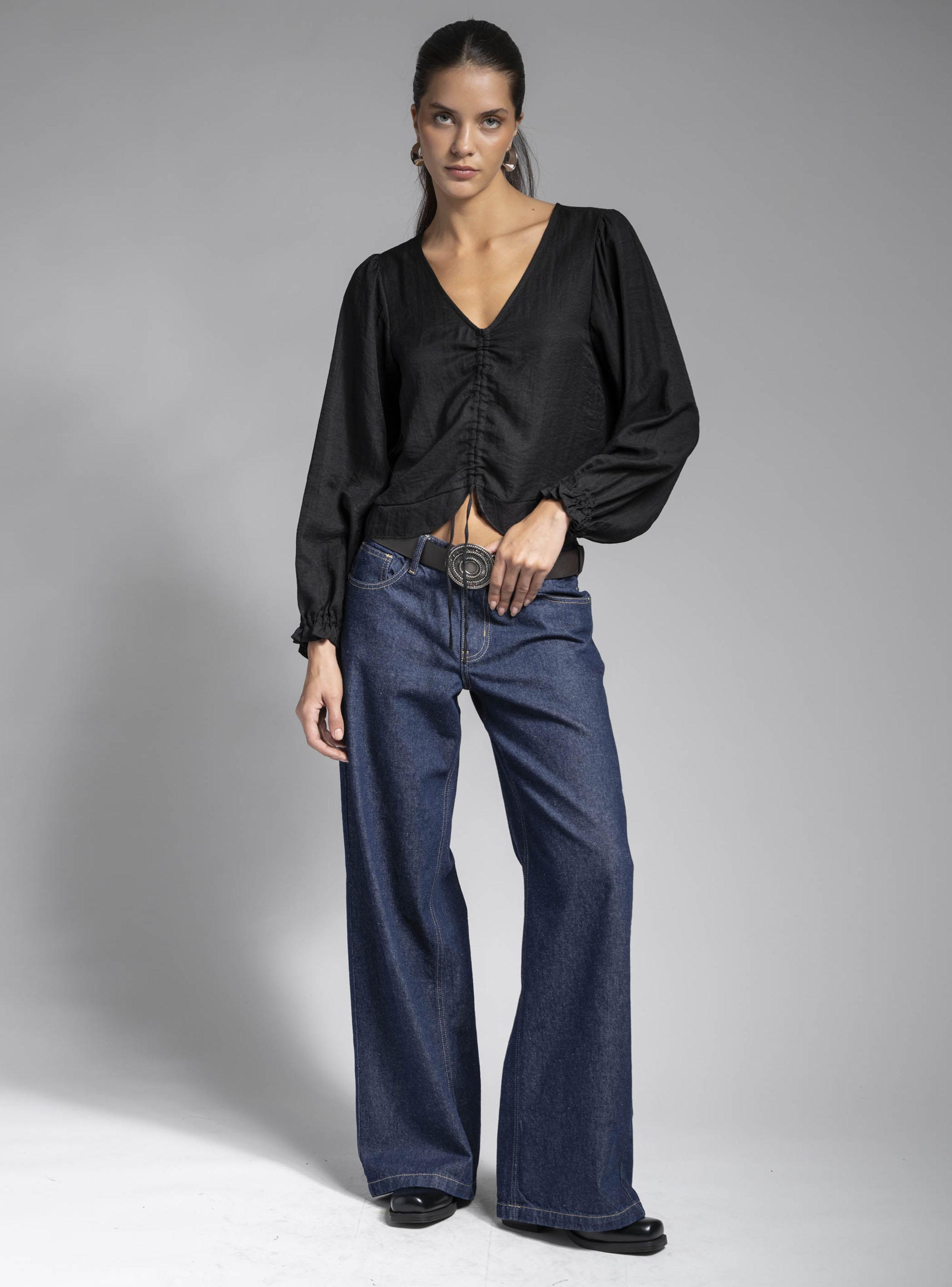 Blusa Escote en V con Fruncido Regular-4