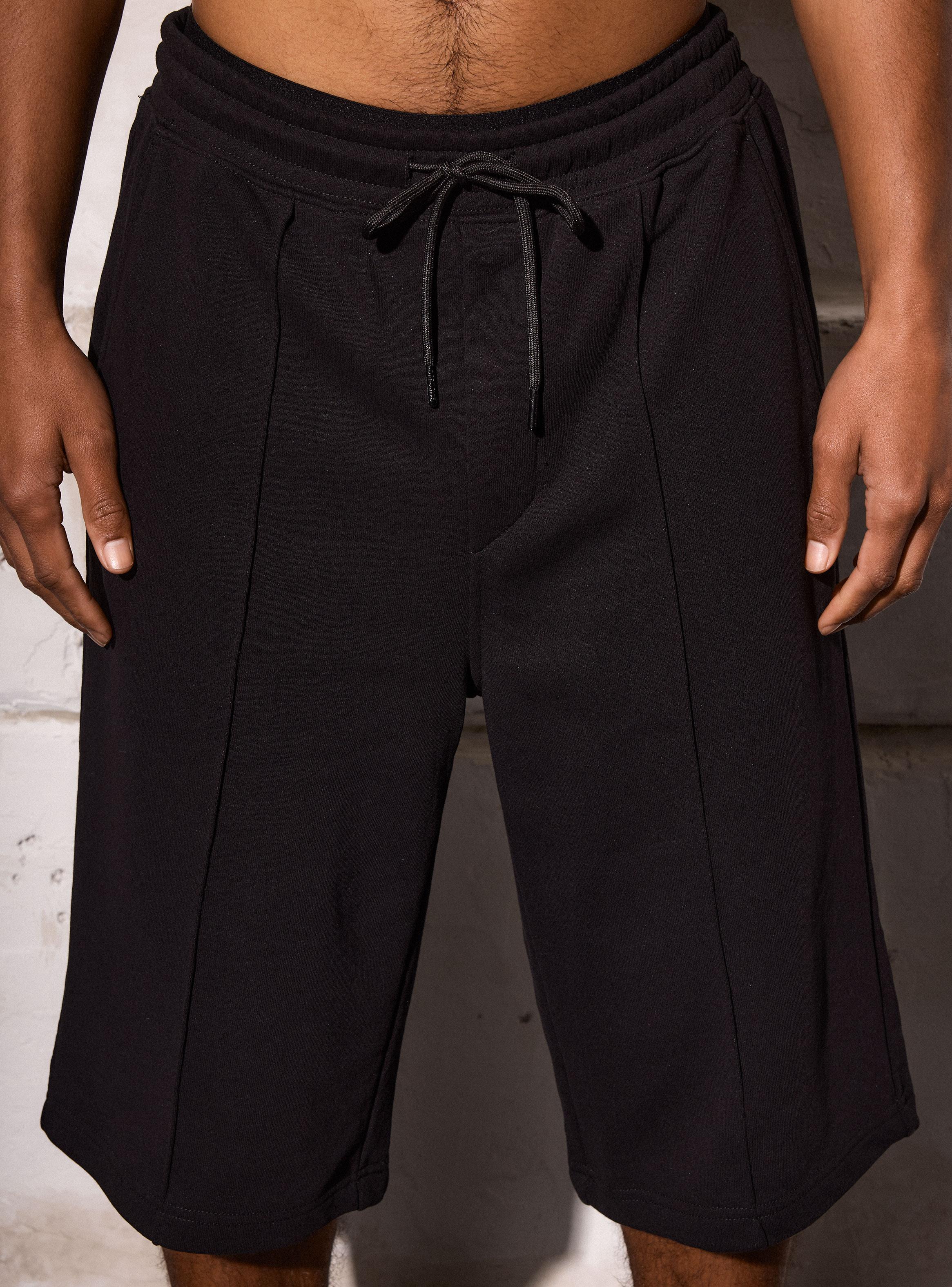 Short Comfy Relaxed Fit-2